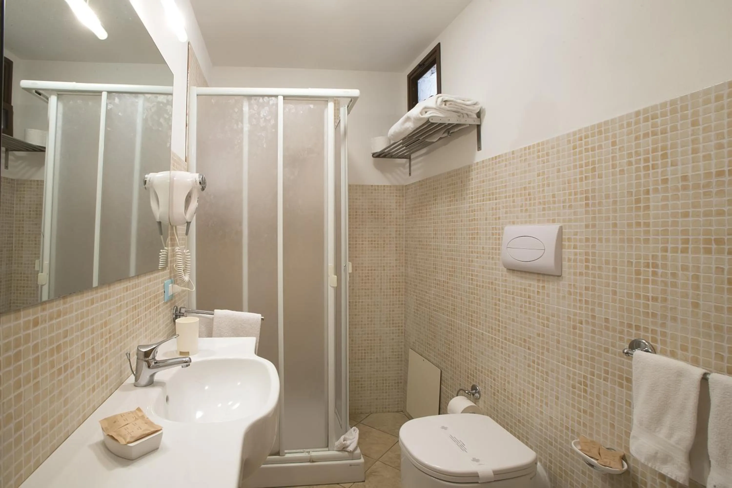 Shower in Il Cortile Fiorito