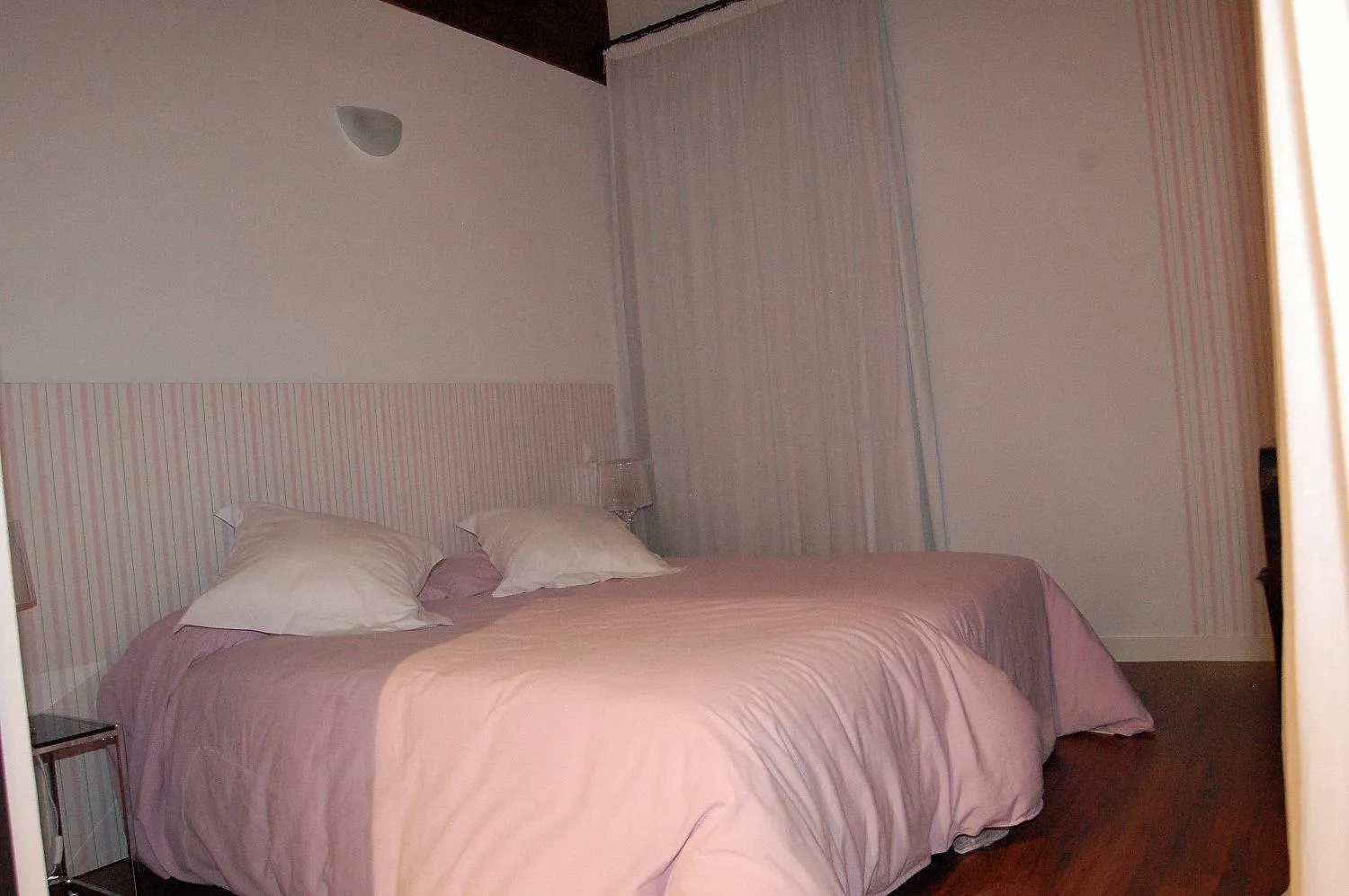 Photo of the whole room, Bed in El Palacete del Obispo