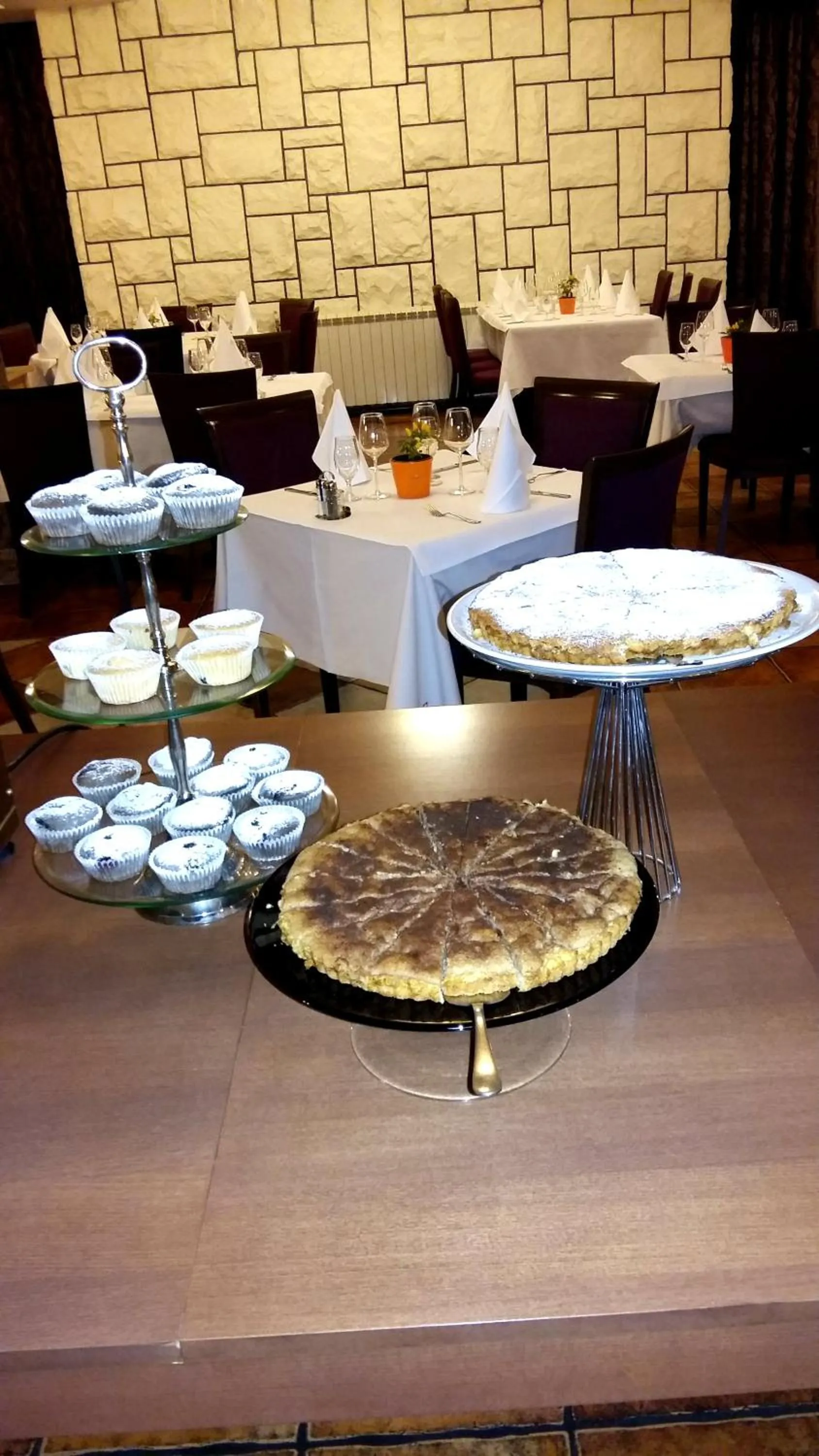 Food and drinks in Hotel 1000 Ruza