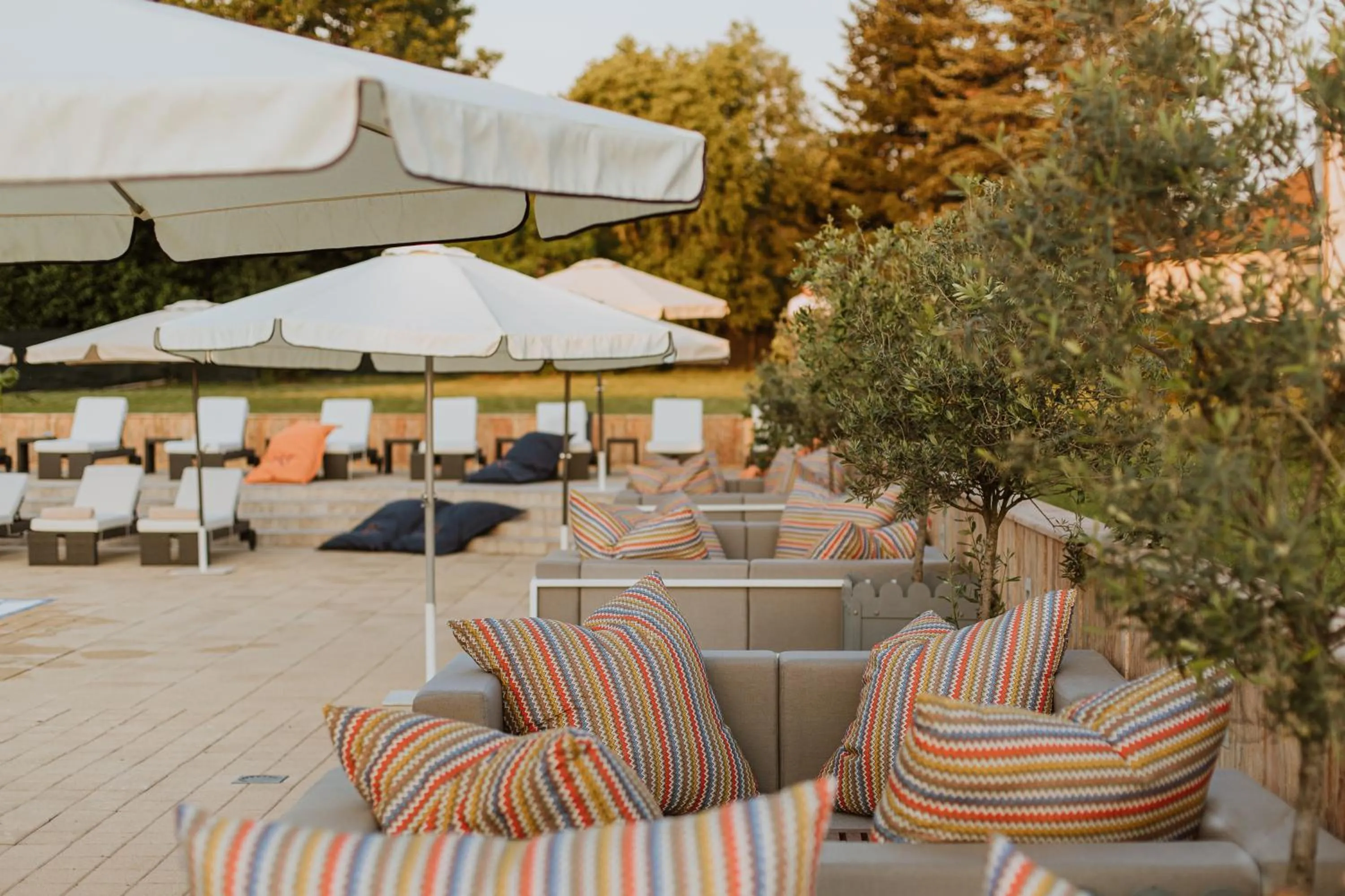 Swimming pool in Hotel 1000 Ruza