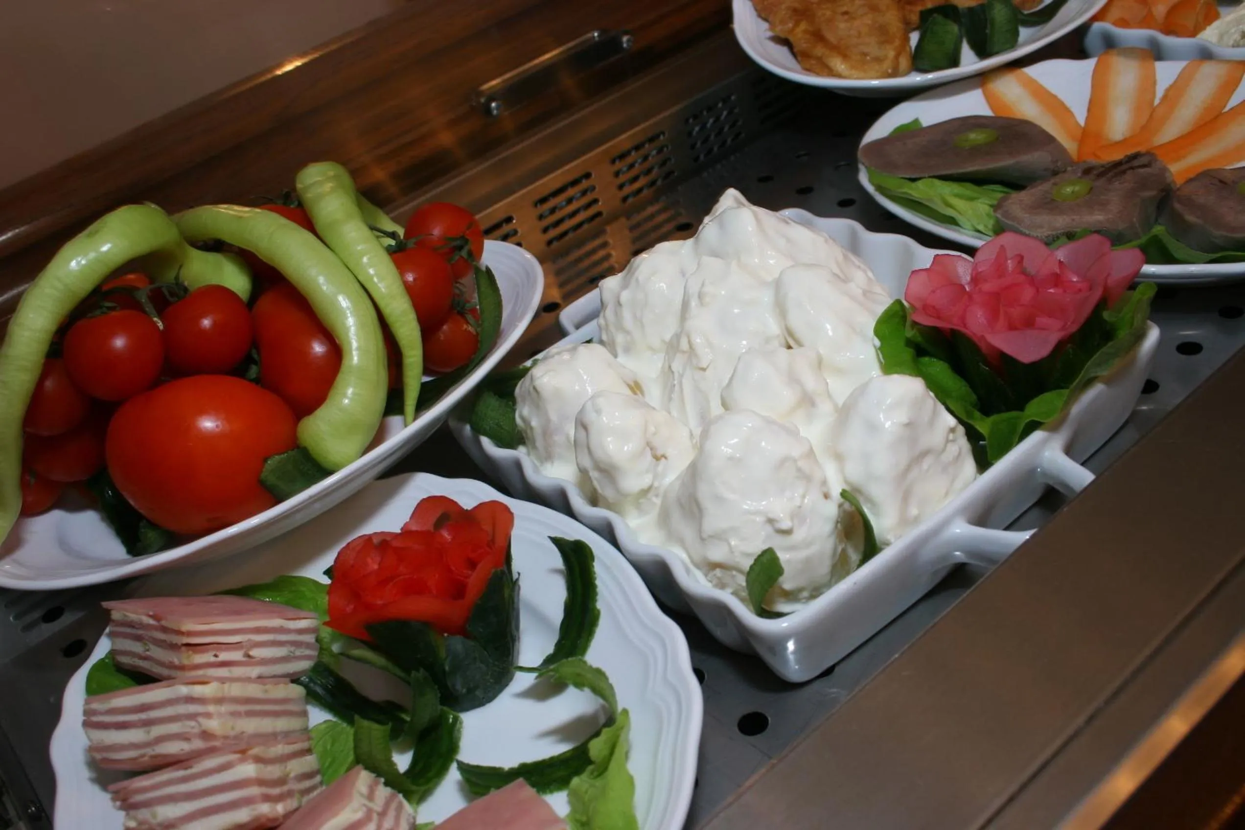 Food and drinks in Hotel 1000 Ruza