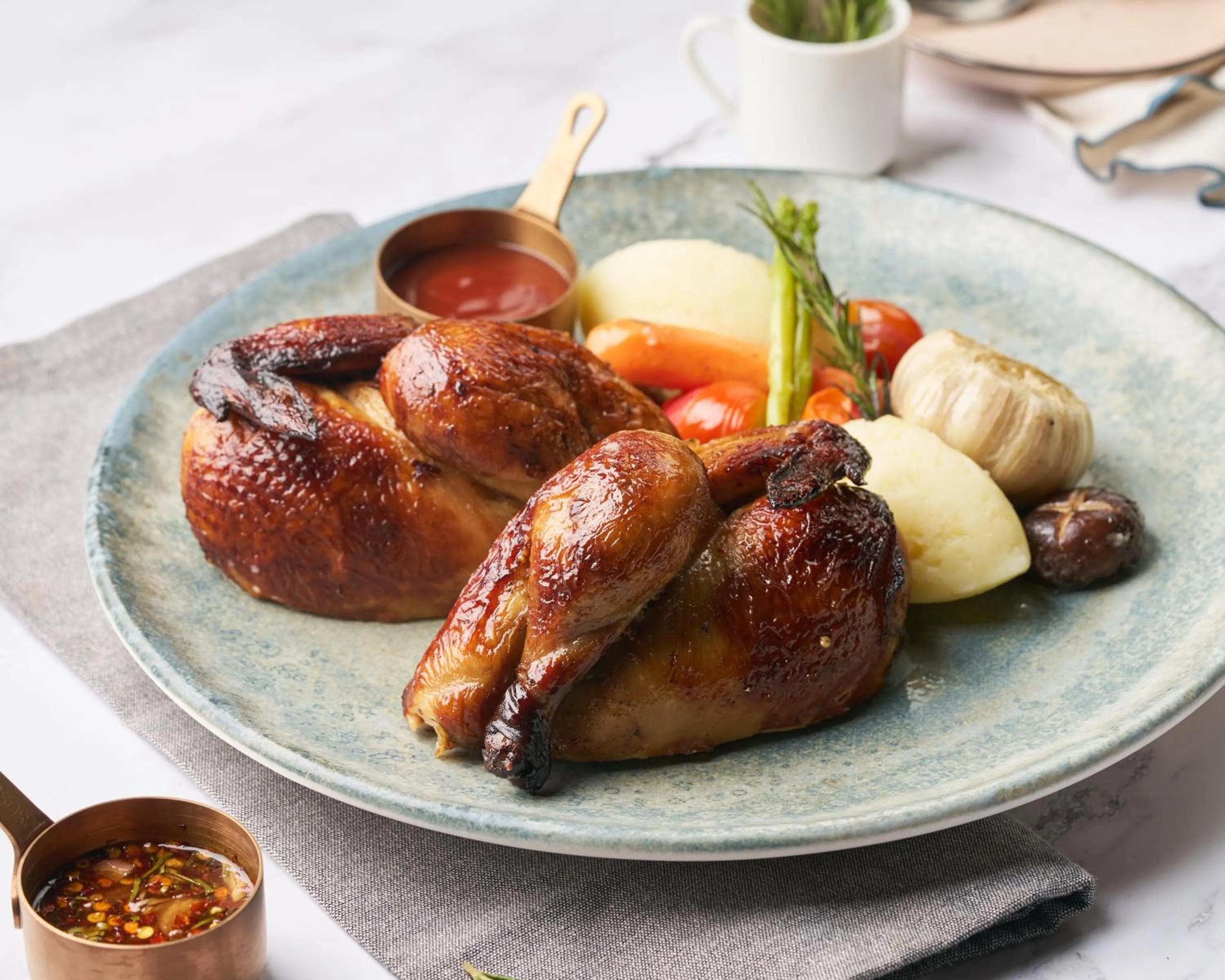 Restaurant/places to eat in M Social Hotel Phuket