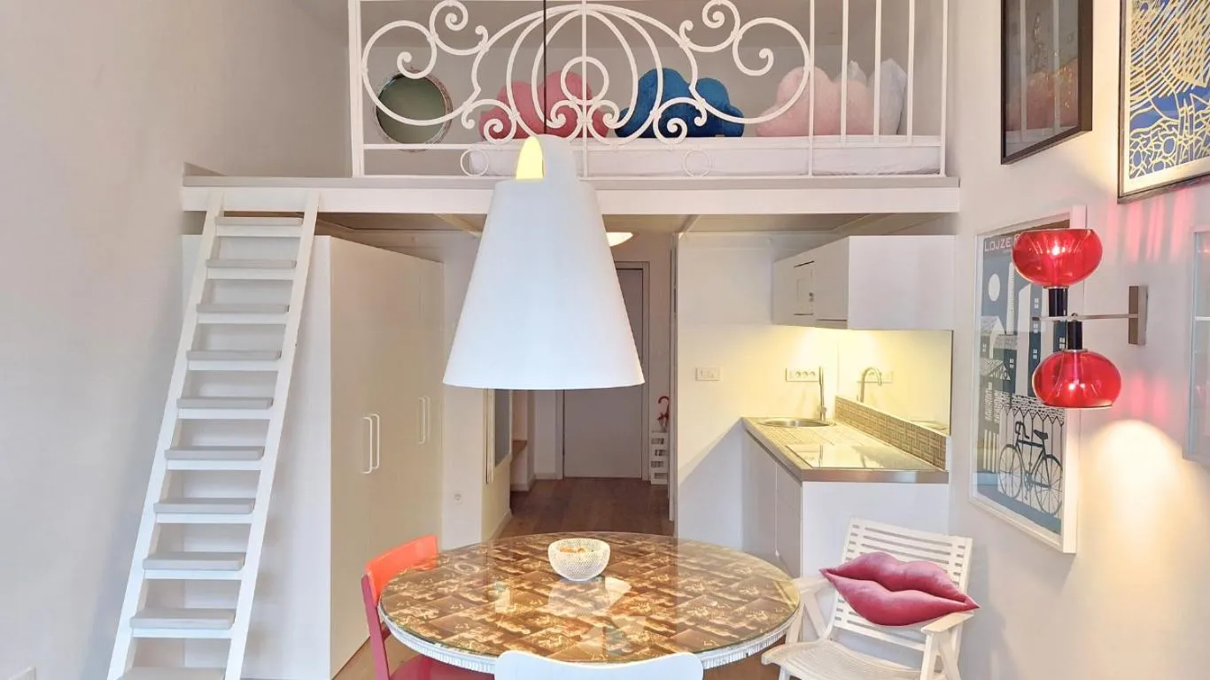 Bedroom in Tromostovje apartments