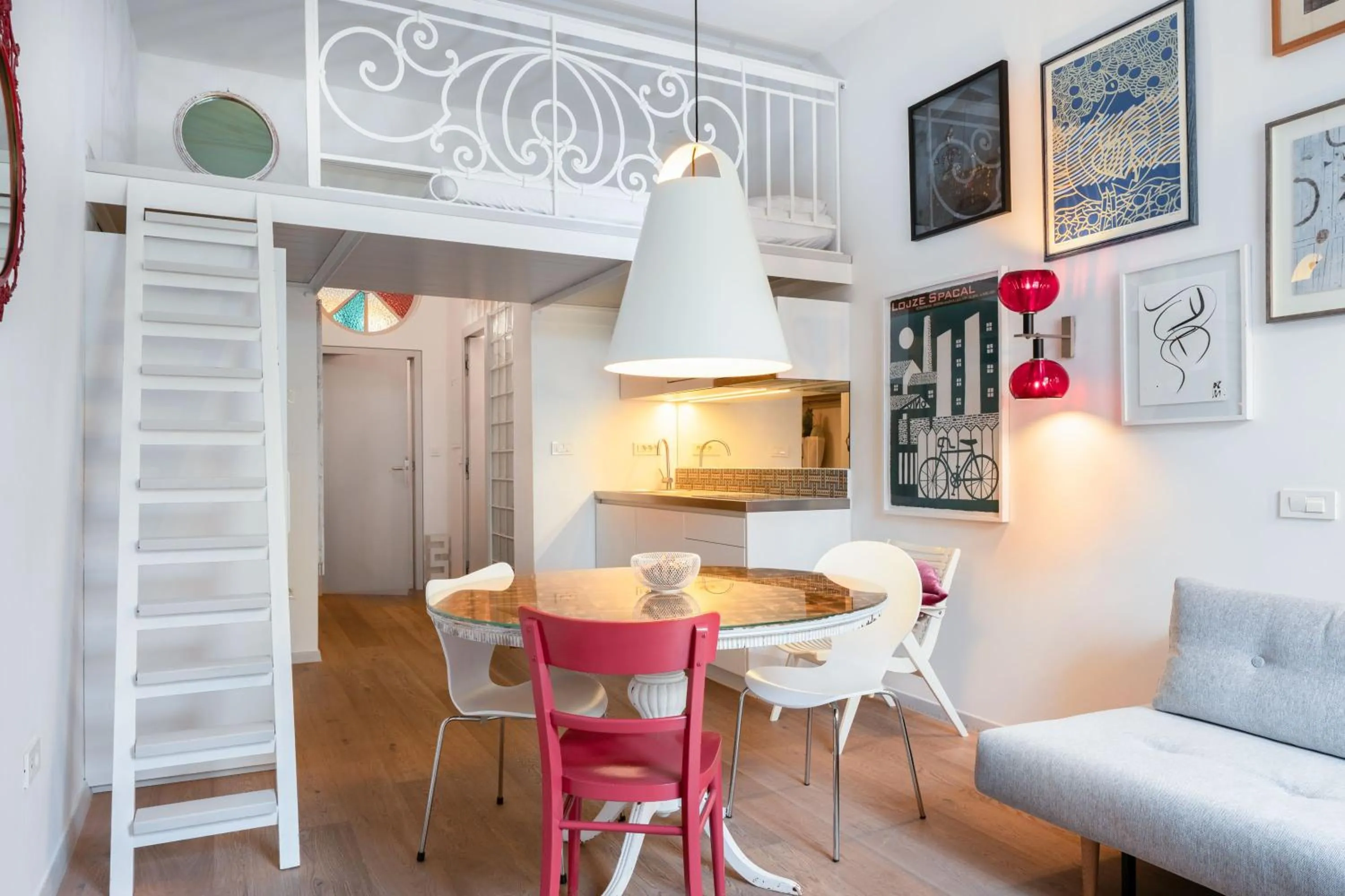 Bed in Tromostovje apartments