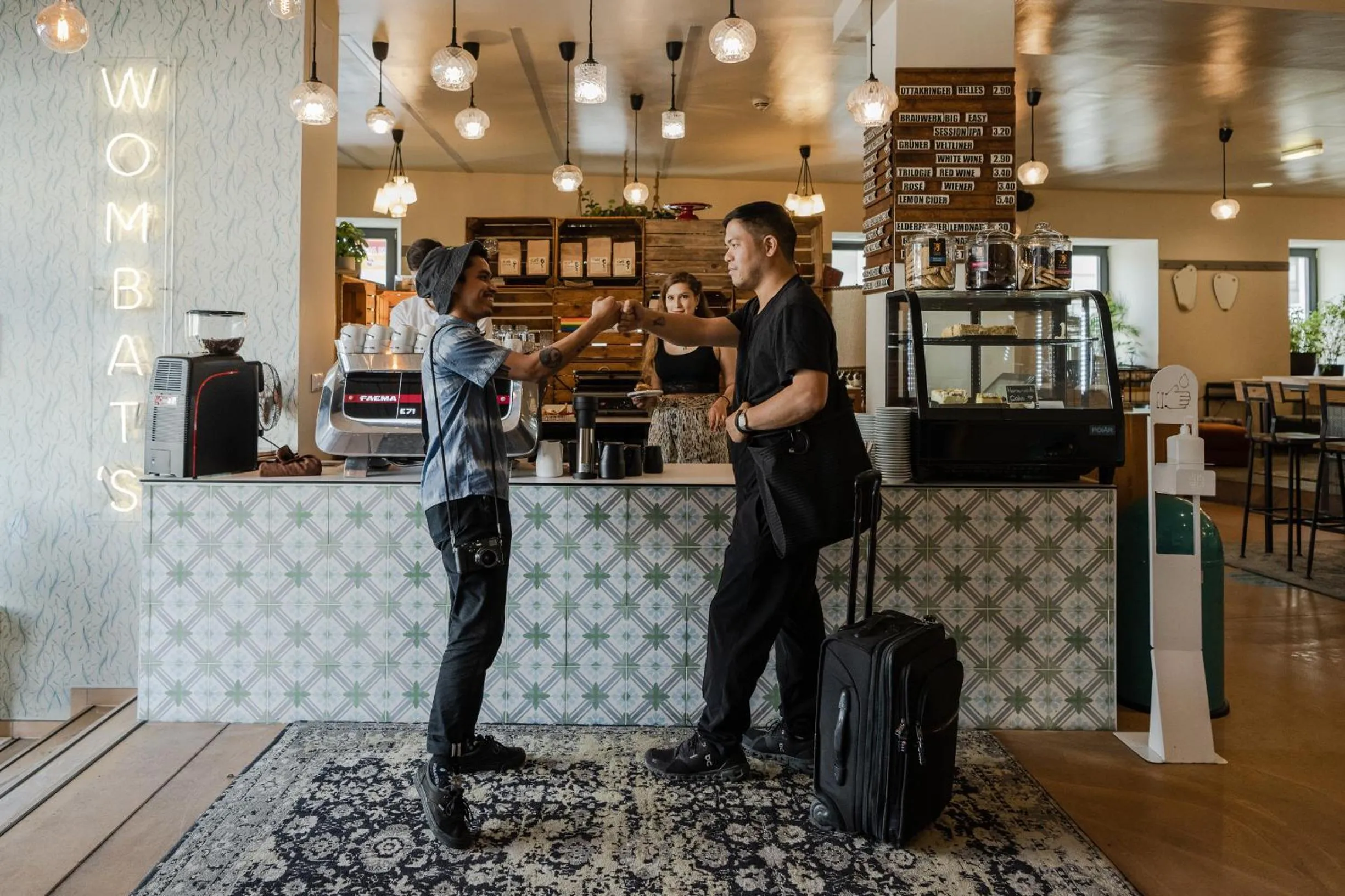 People in Wombat's City Hostel Vienna Naschmarkt