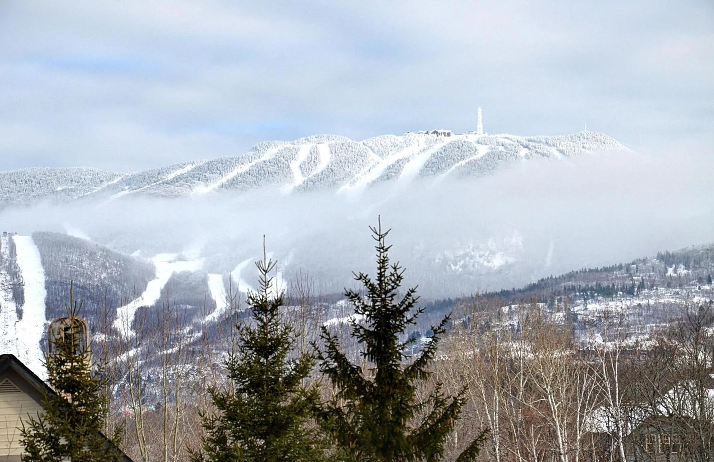 Le Manoir 106-7 by Escapades Tremblant