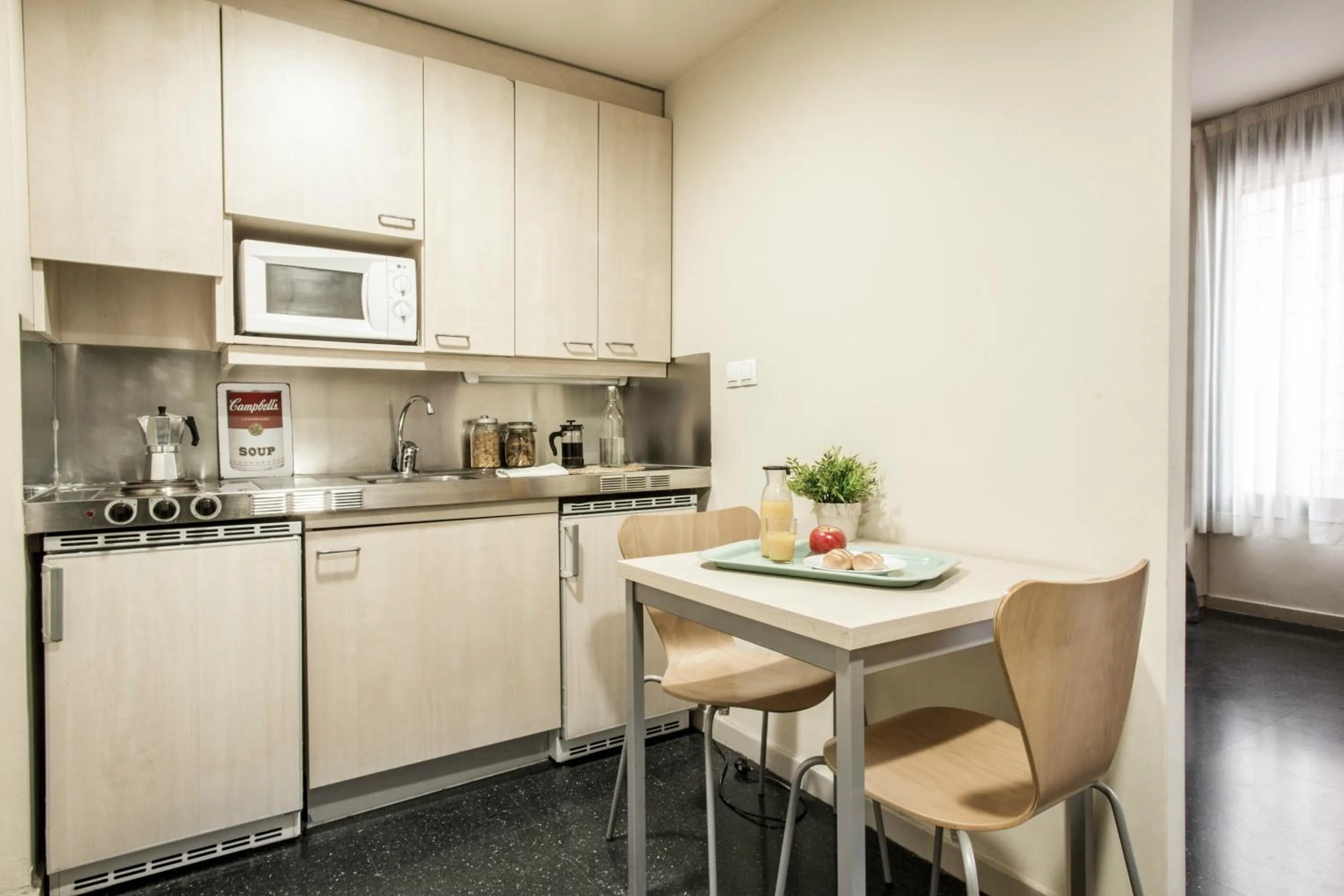 Kitchen or kitchenette in Residencia Universitaria Resa Giner de Los Ríos