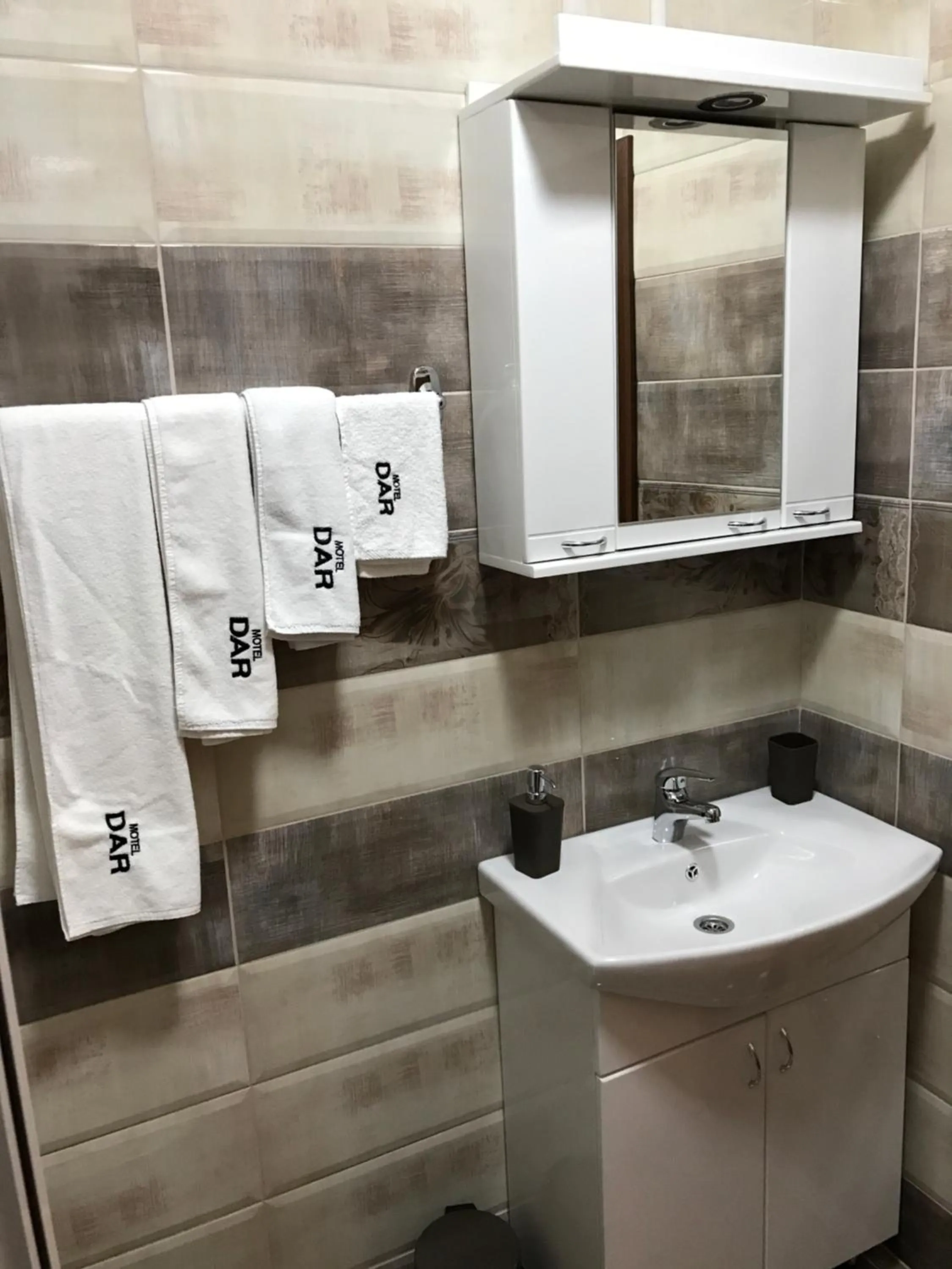 Motel & Restaurant Dar