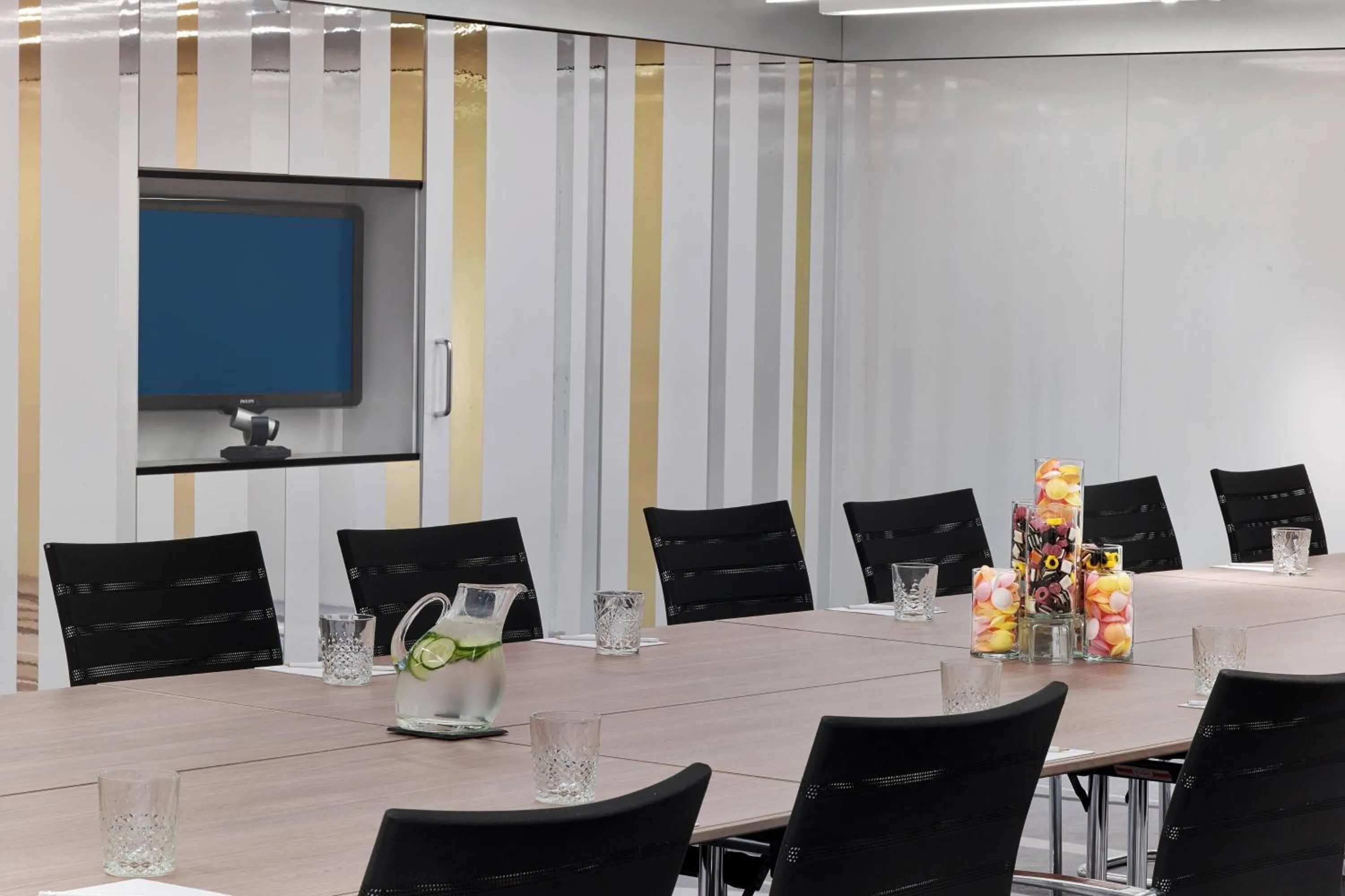 Meeting/conference room in W London