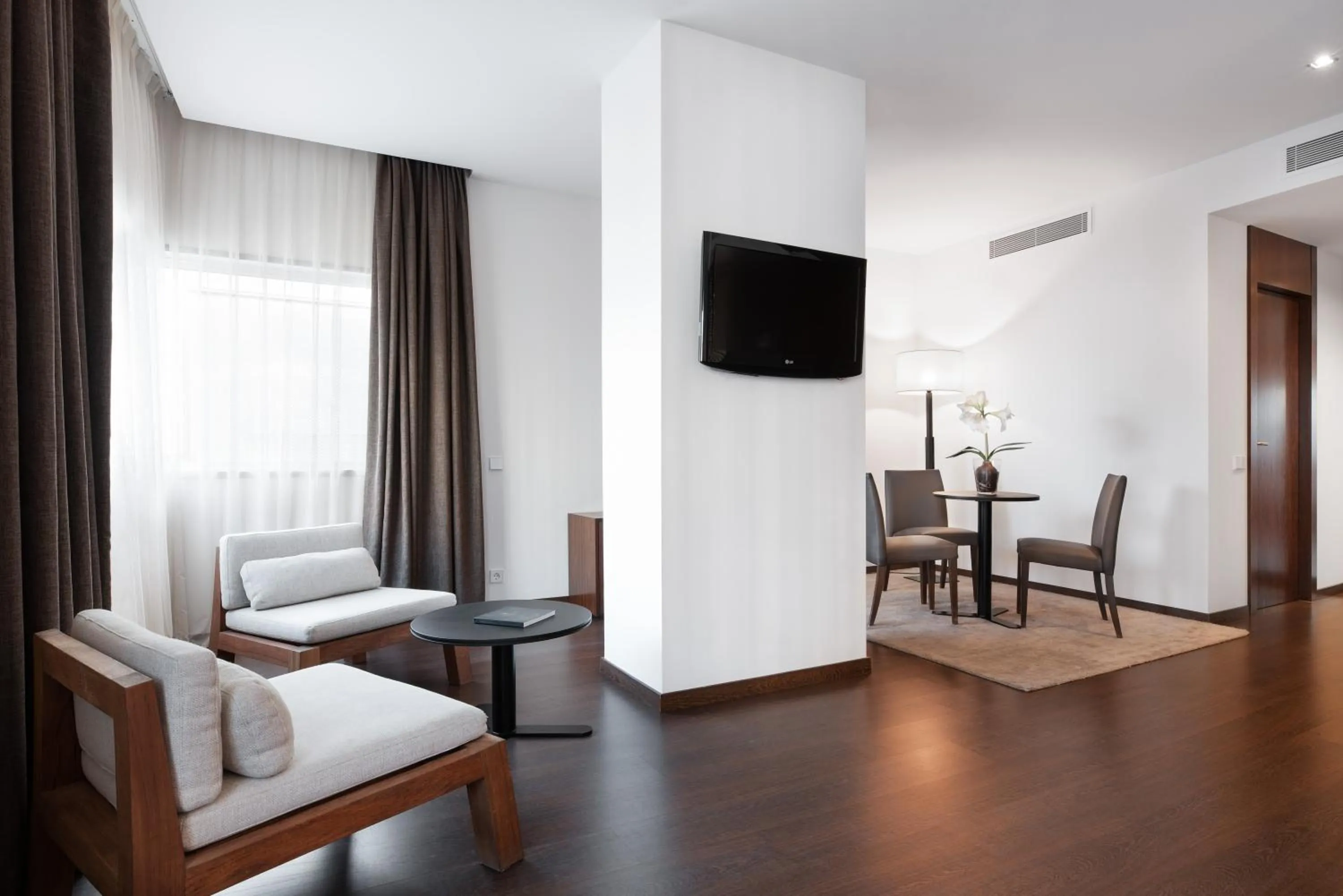 TV and multimedia in Eurostars Mar de Vigo