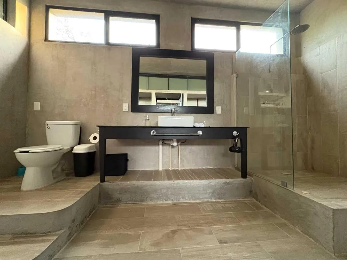 Bathroom in La Flor Casa Boutique