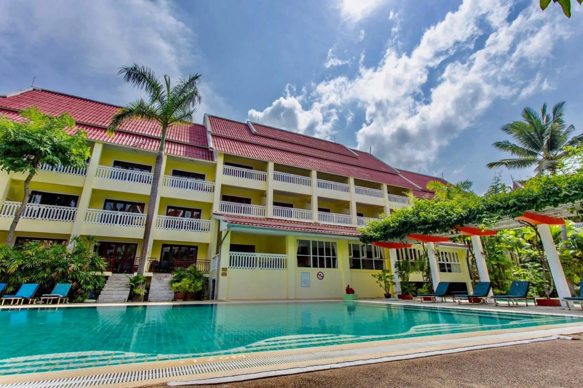 Property building in MW Krabi Beach Resort - Ao Nang - SHA Extra Plus