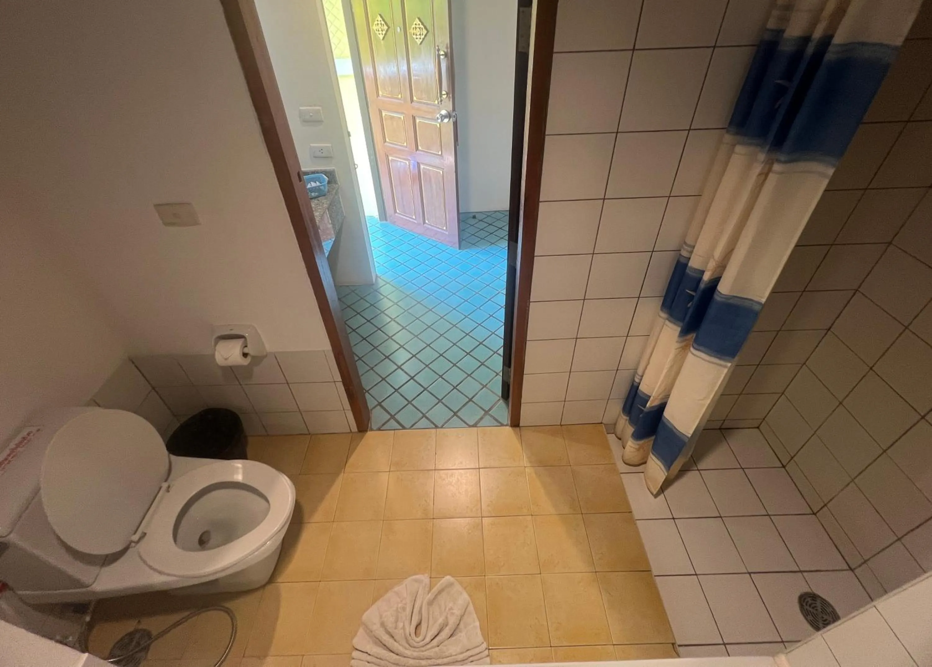 Shower in MW Krabi Beach Resort - Ao Nang - SHA Extra Plus