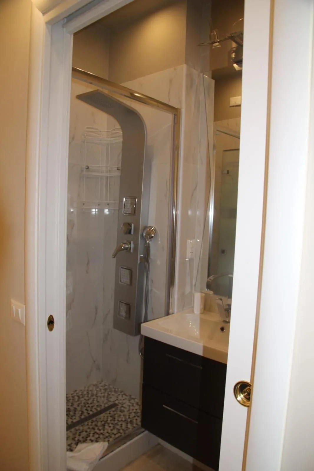 Bathroom in B&B Pescara Centro Luxury Suite