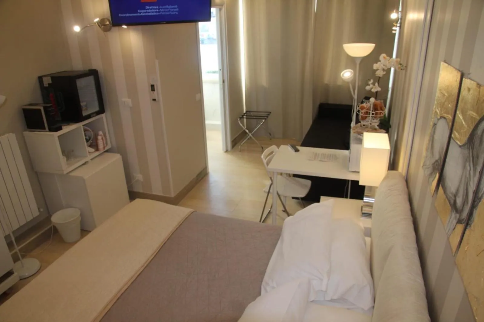 Photo of the whole room, Bed in B&B Pescara Centro Luxury Suite