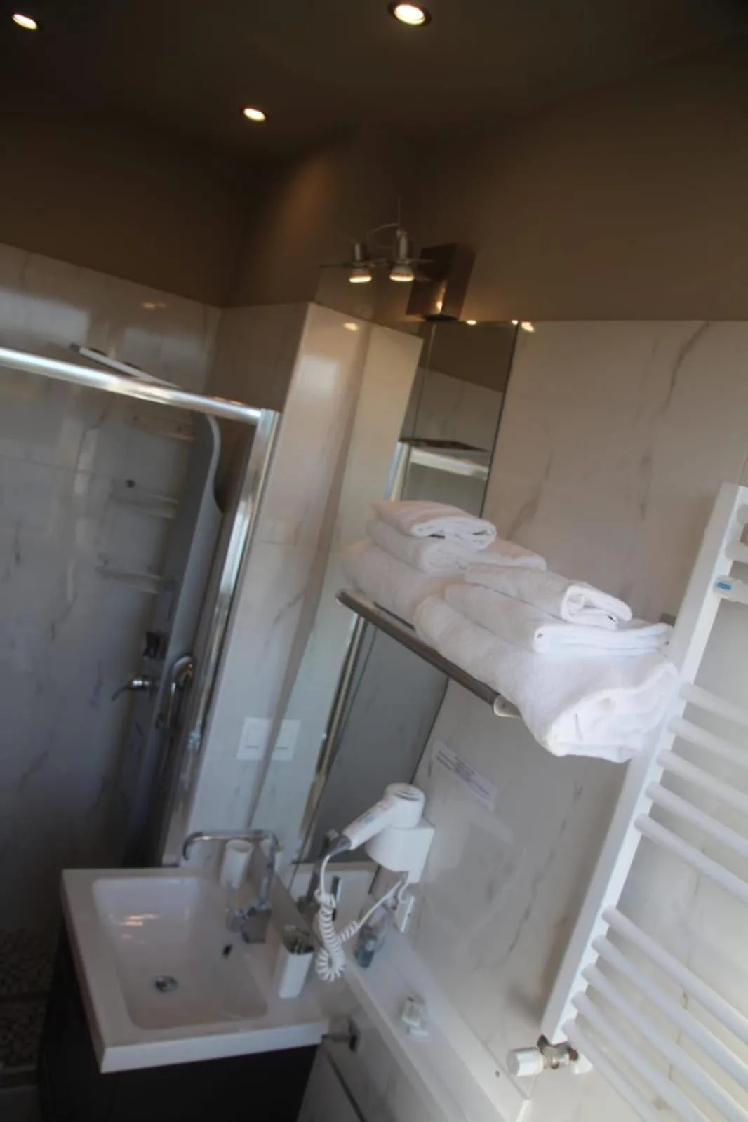 Bathroom in B&B Pescara Centro Luxury Suite