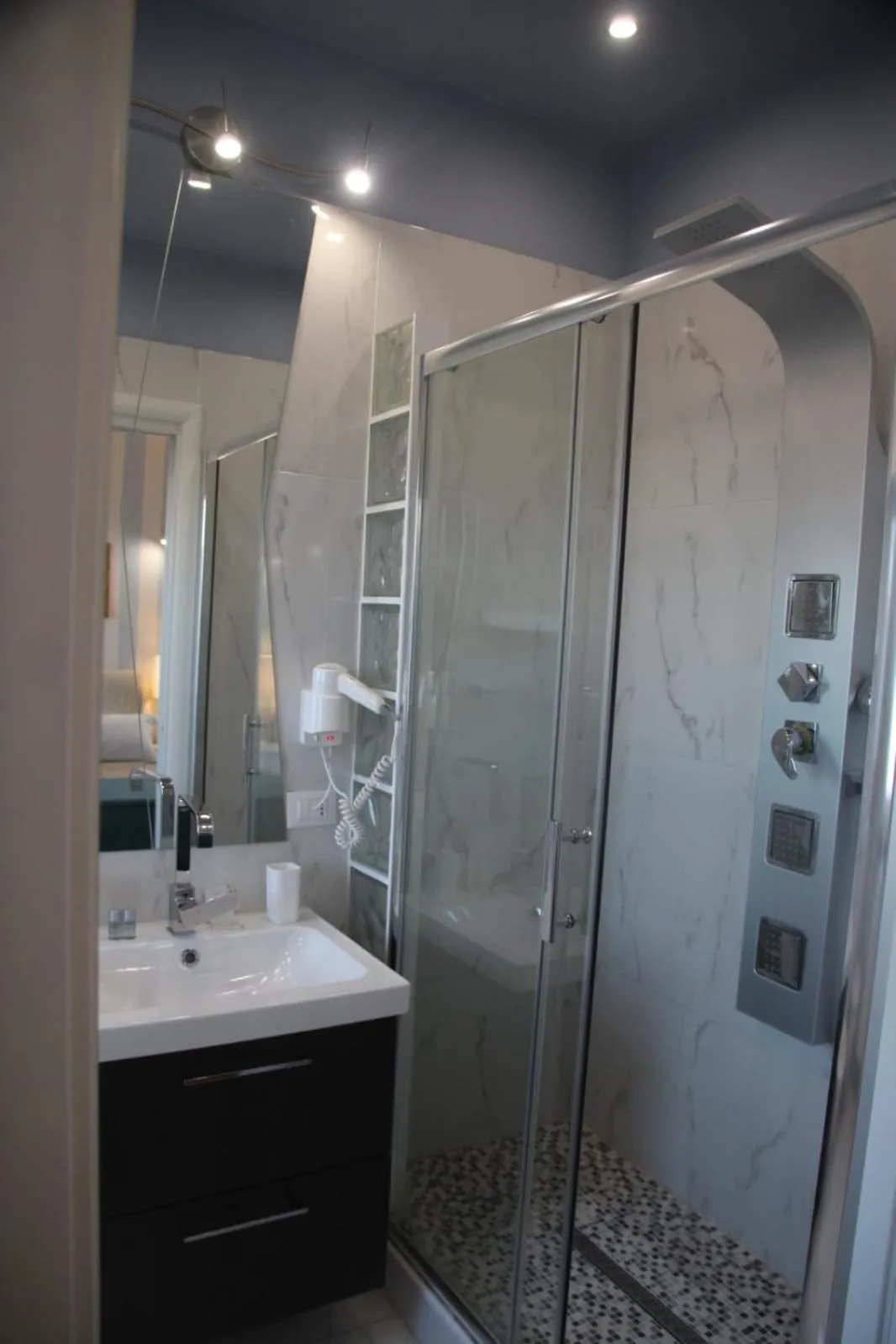 Bathroom in B&B Pescara Centro Luxury Suite