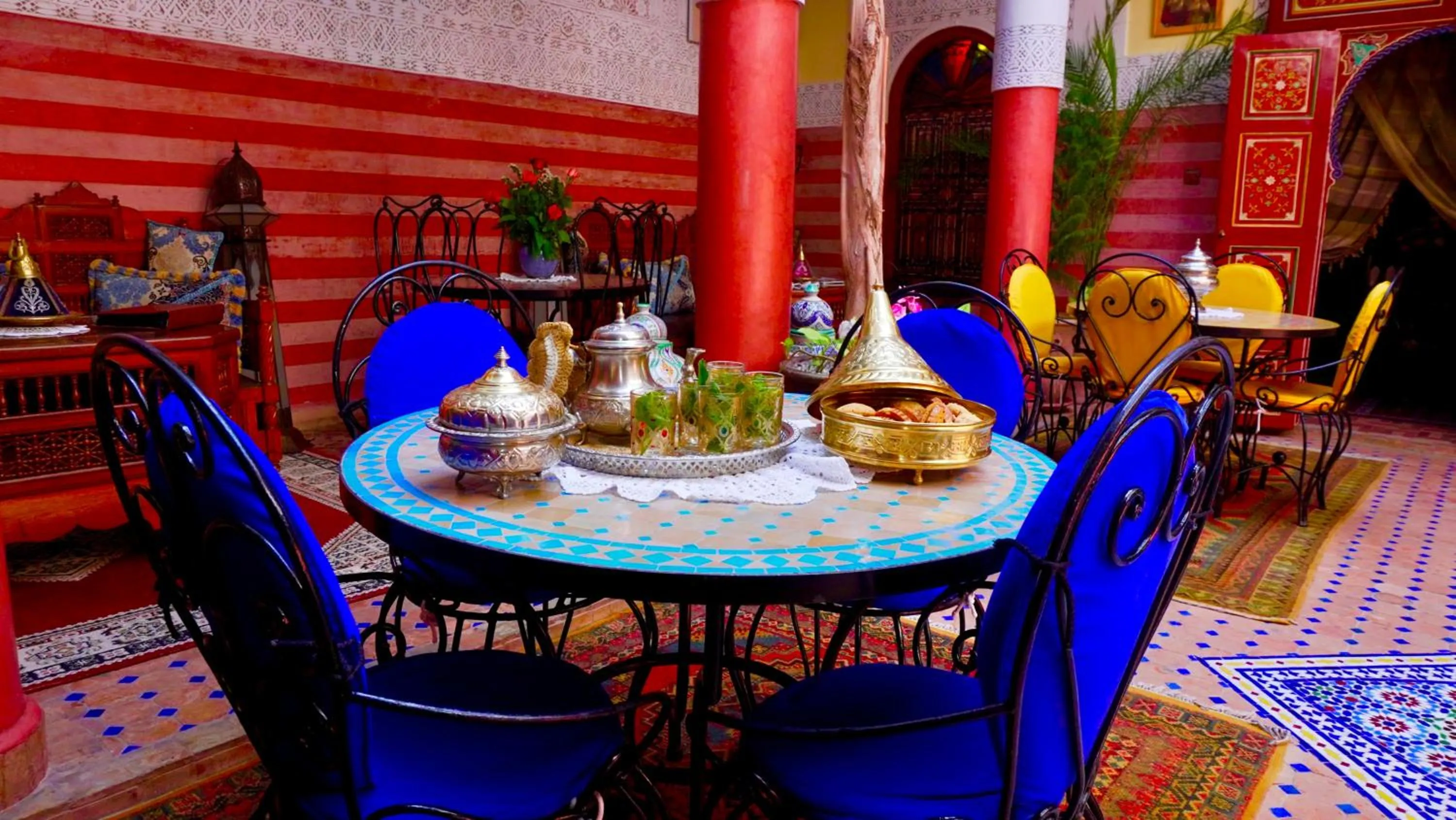 Living room in Riad bleu du Sud