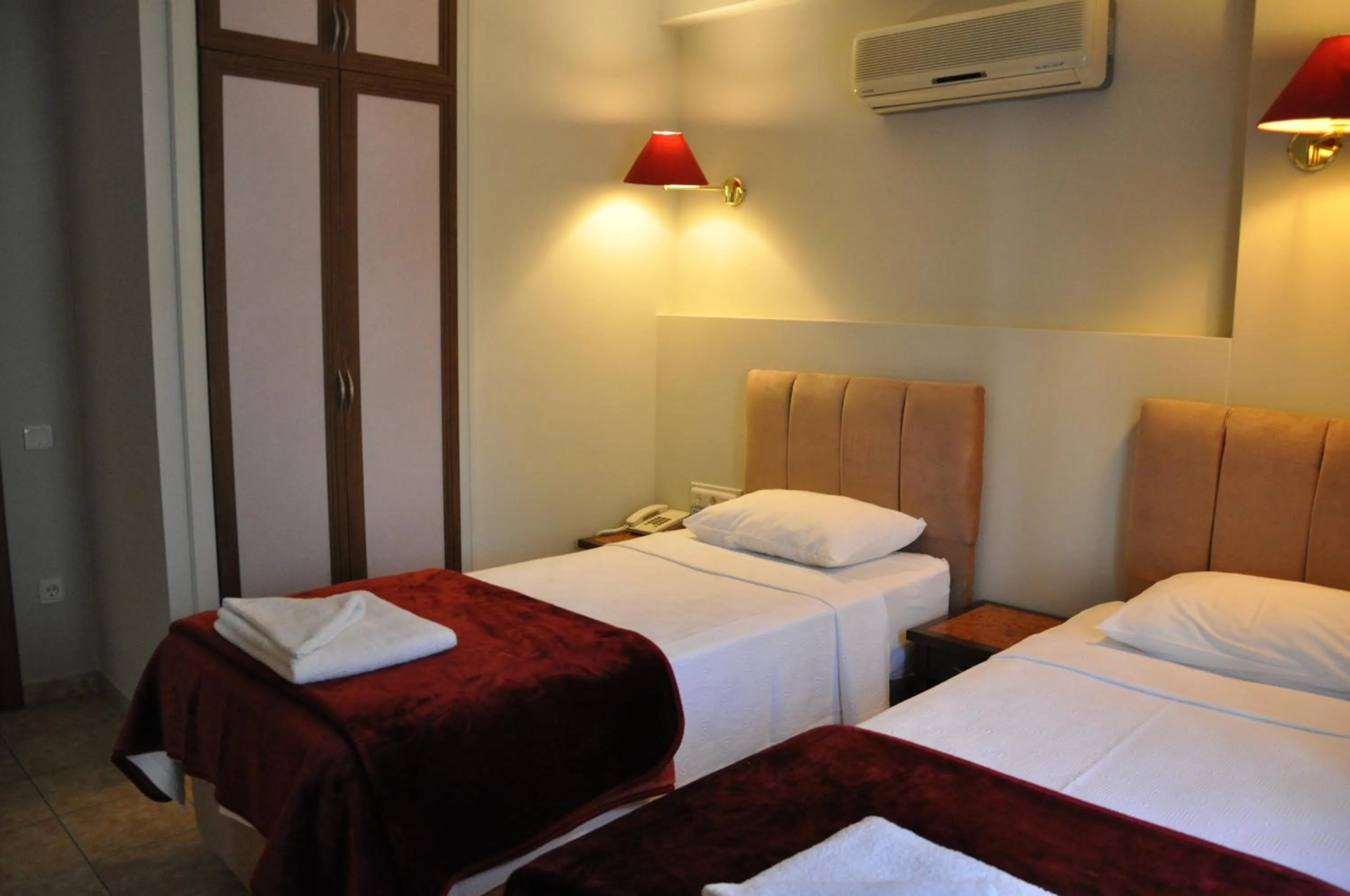 Photo of the whole room, Bed in Mr. Dim Exclusive Apart Hotel