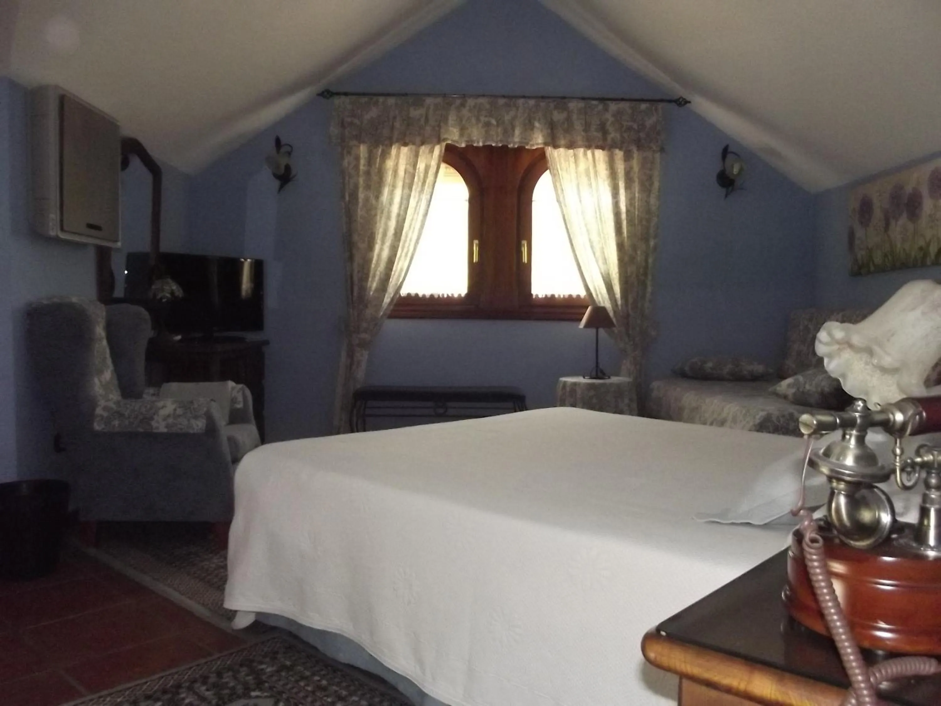 Photo of the whole room, Bed in Posada Carpe Diem