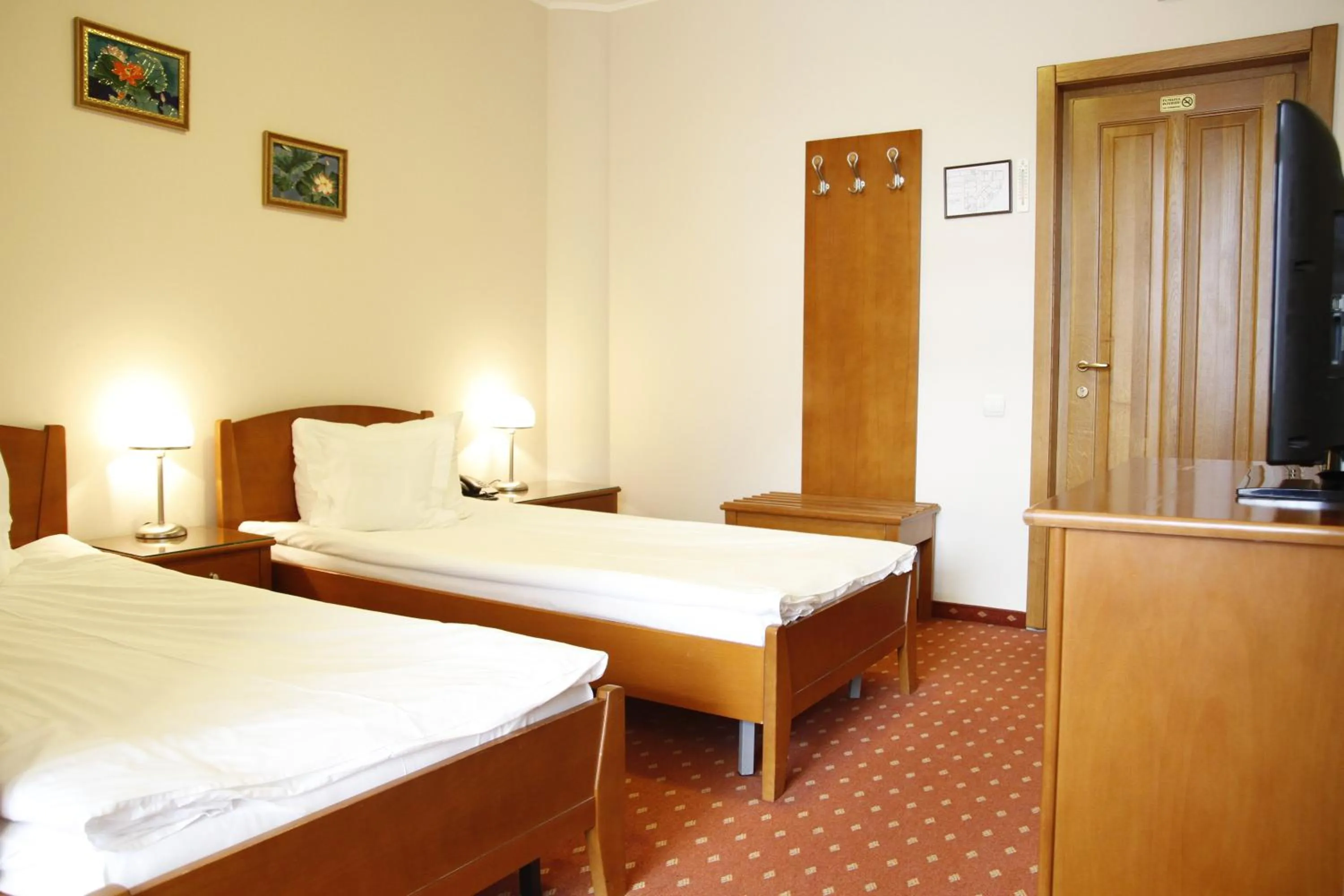 Photo of the whole room, Bed in Hotel Hermes