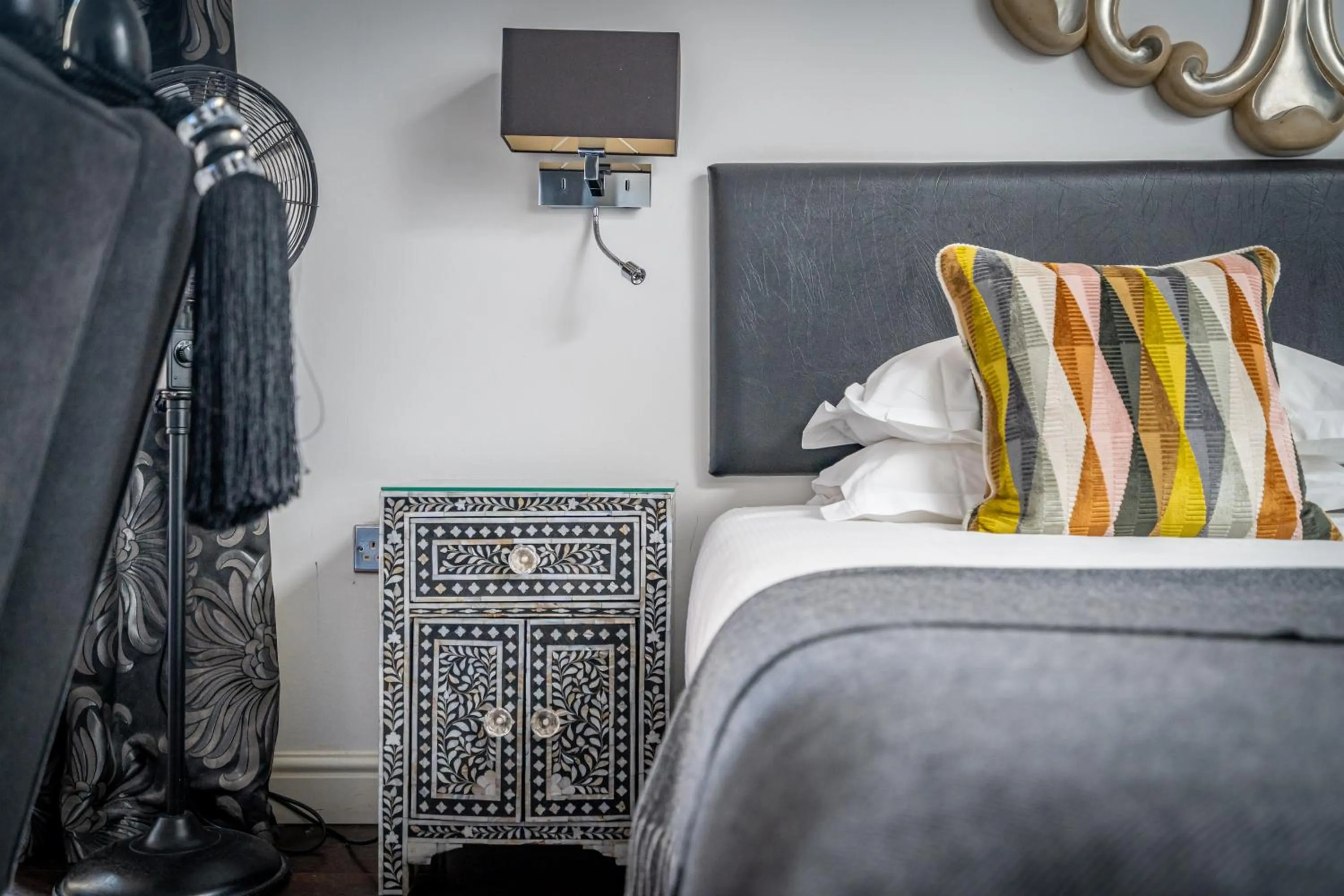 Bedroom, Bed in Strozzi Palace Suites by Mansley