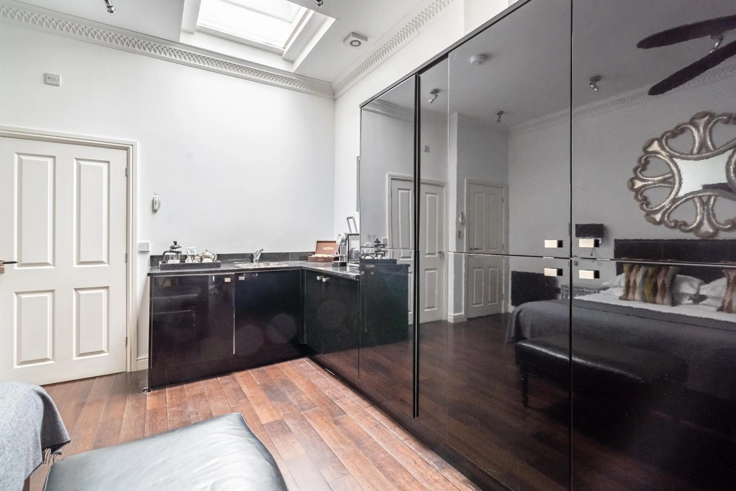 Kitchen or kitchenette in Strozzi Palace Suites by Mansley