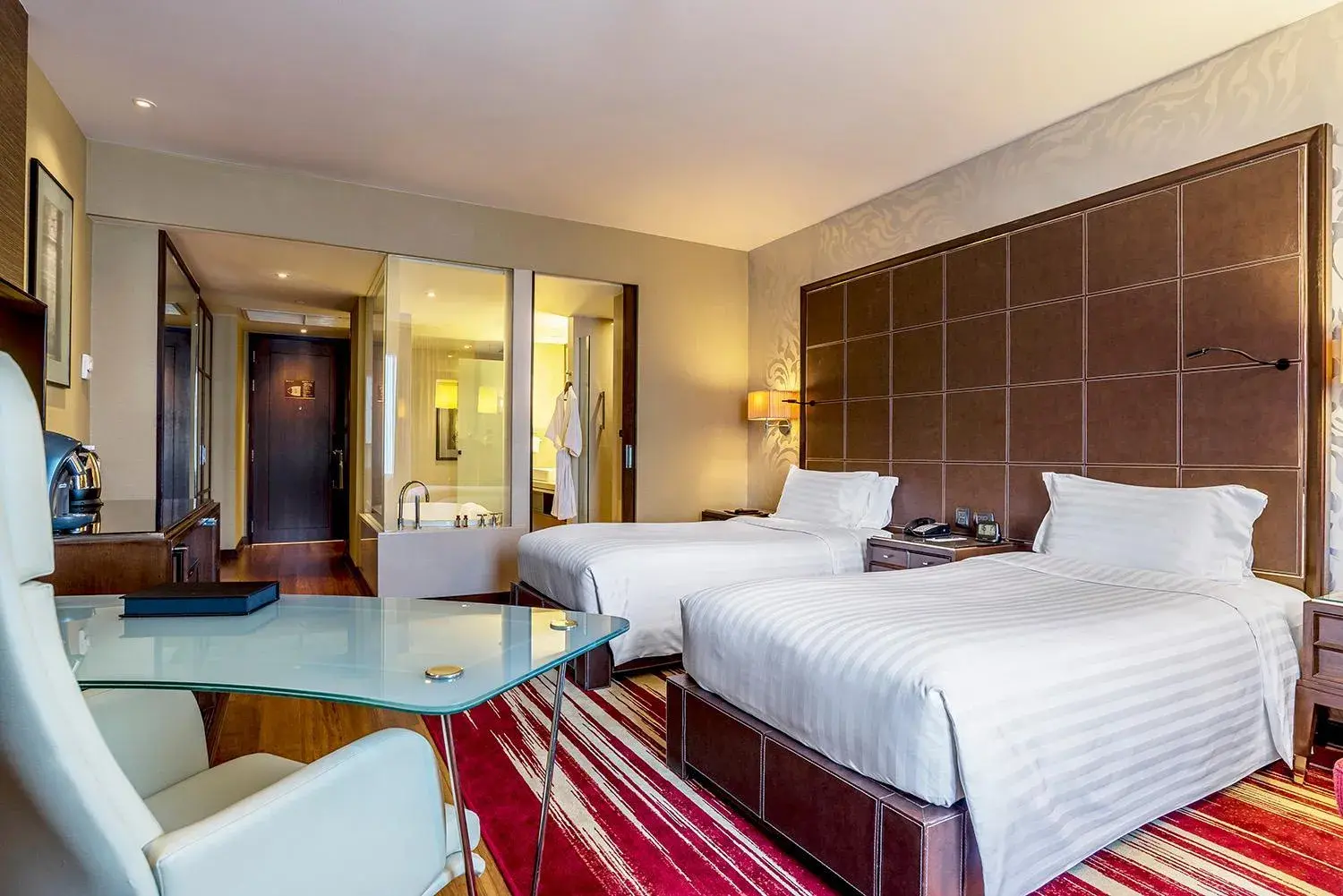 Executive Twin Room - Lounge Access in Pullman Bangkok Grande Sukhumvit Executive Twin Room - Lounge Access in Pullman Bangkok Grande Sukhumvit