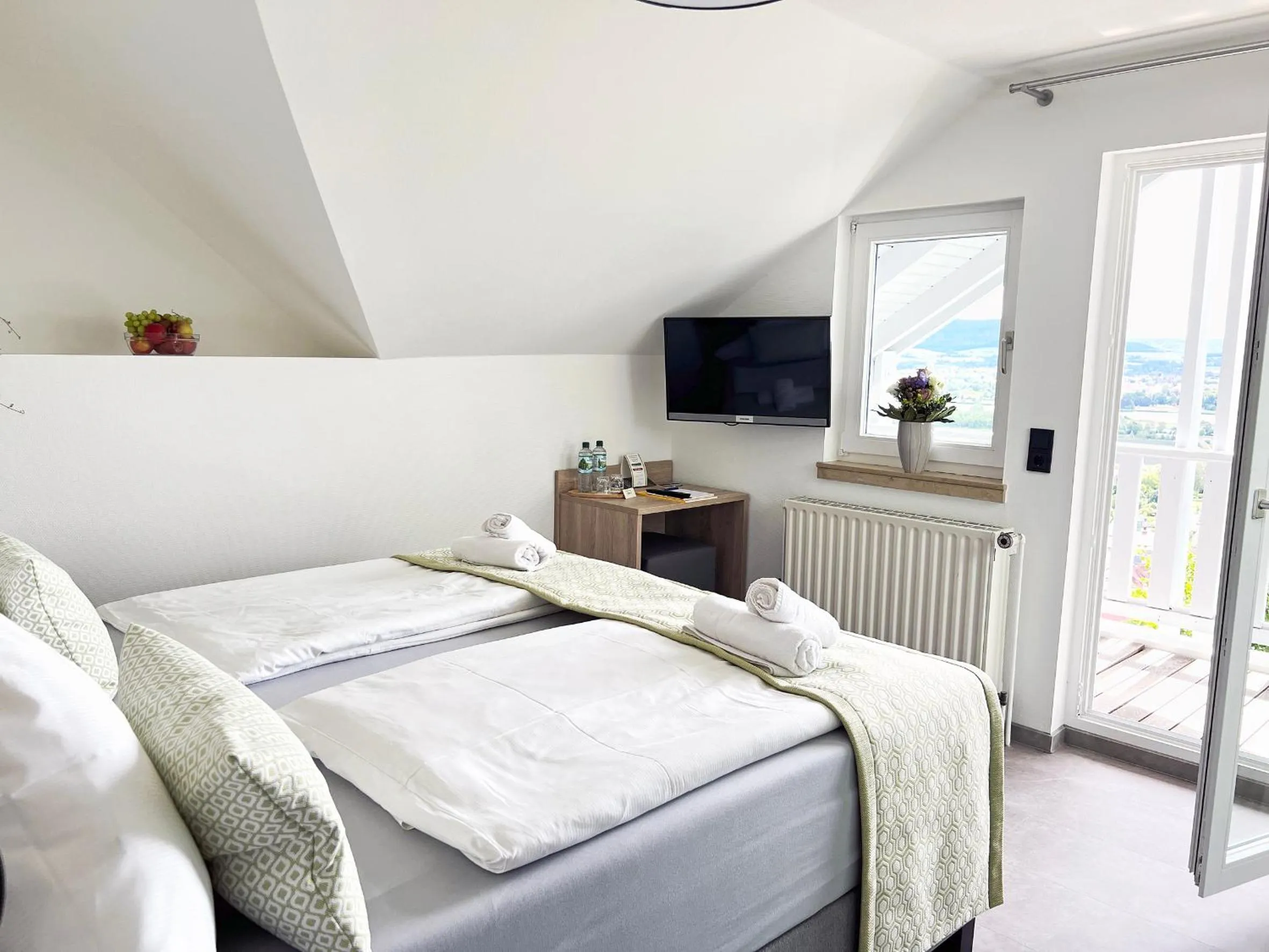 Bed in Inklusions- und Panorama Hotel Kochsberg