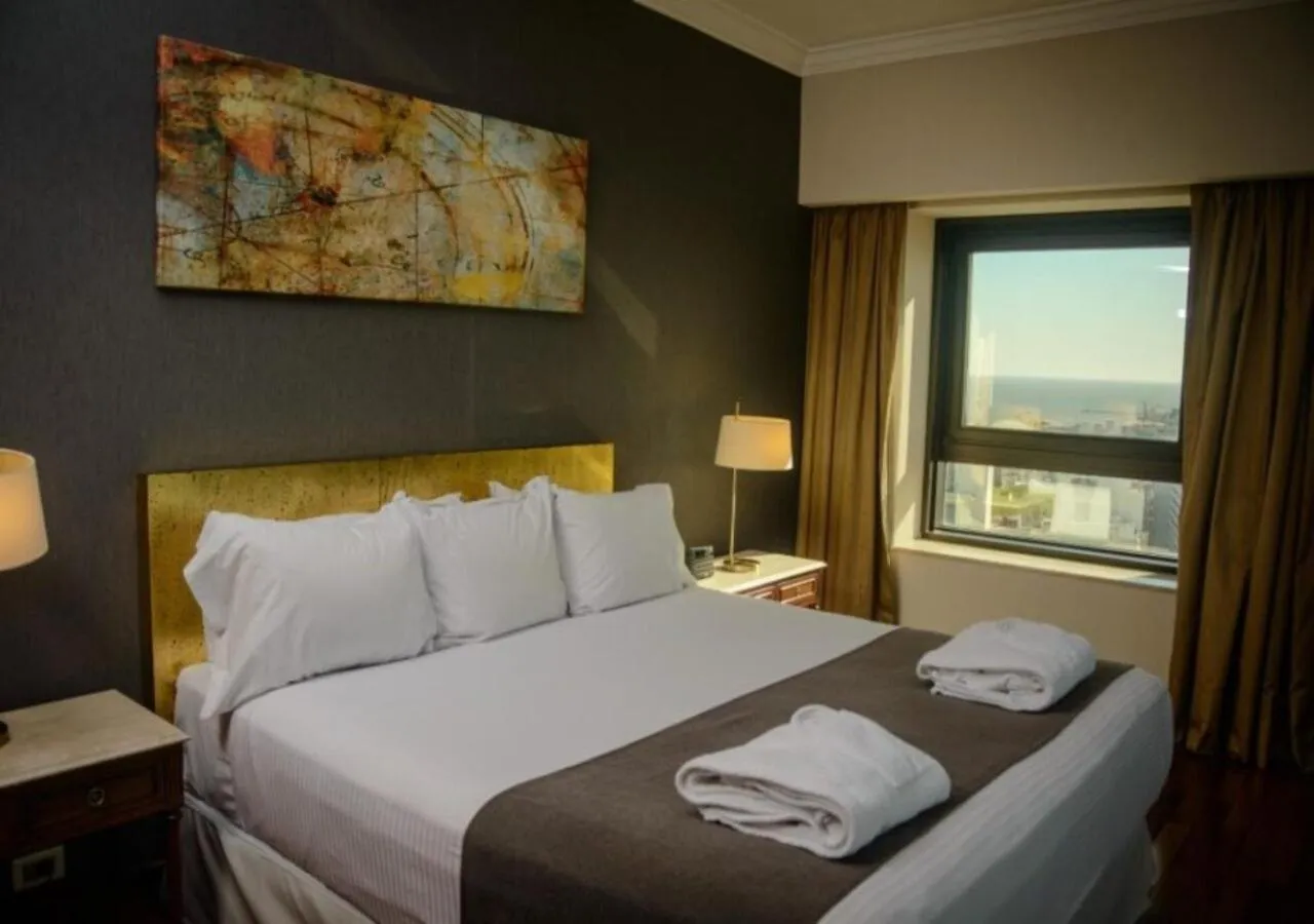 Bed in Radisson Montevideo Victoria Plaza Hotel