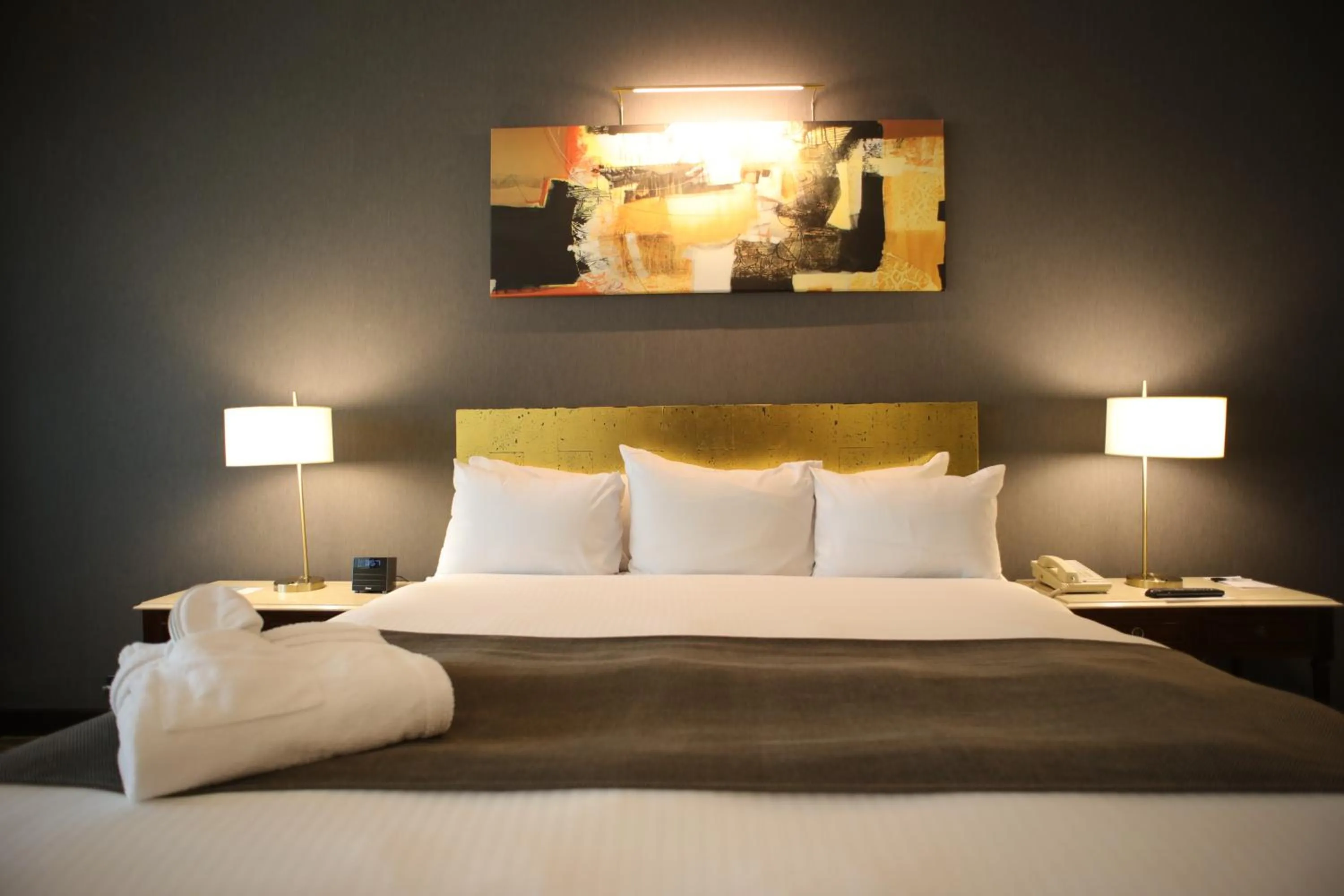 Photo of the whole room, Bed in Radisson Montevideo Victoria Plaza Hotel