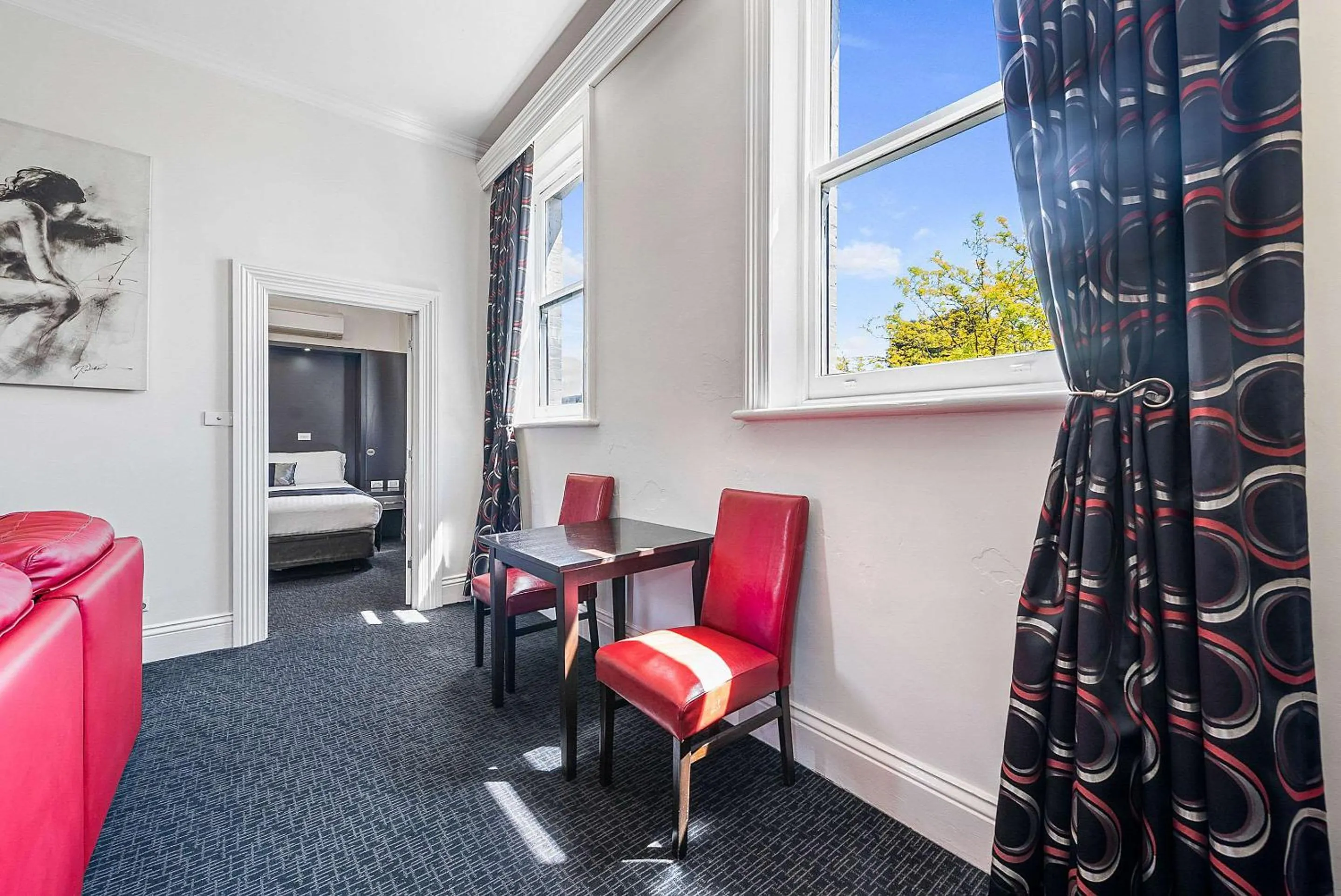 Bedroom in Quality Hotel Colonial Launceston