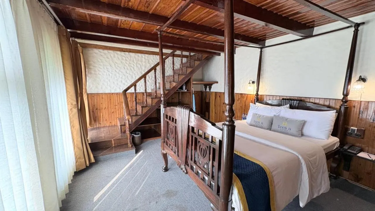 Bed in Cochrane Place By Teesta Hotels