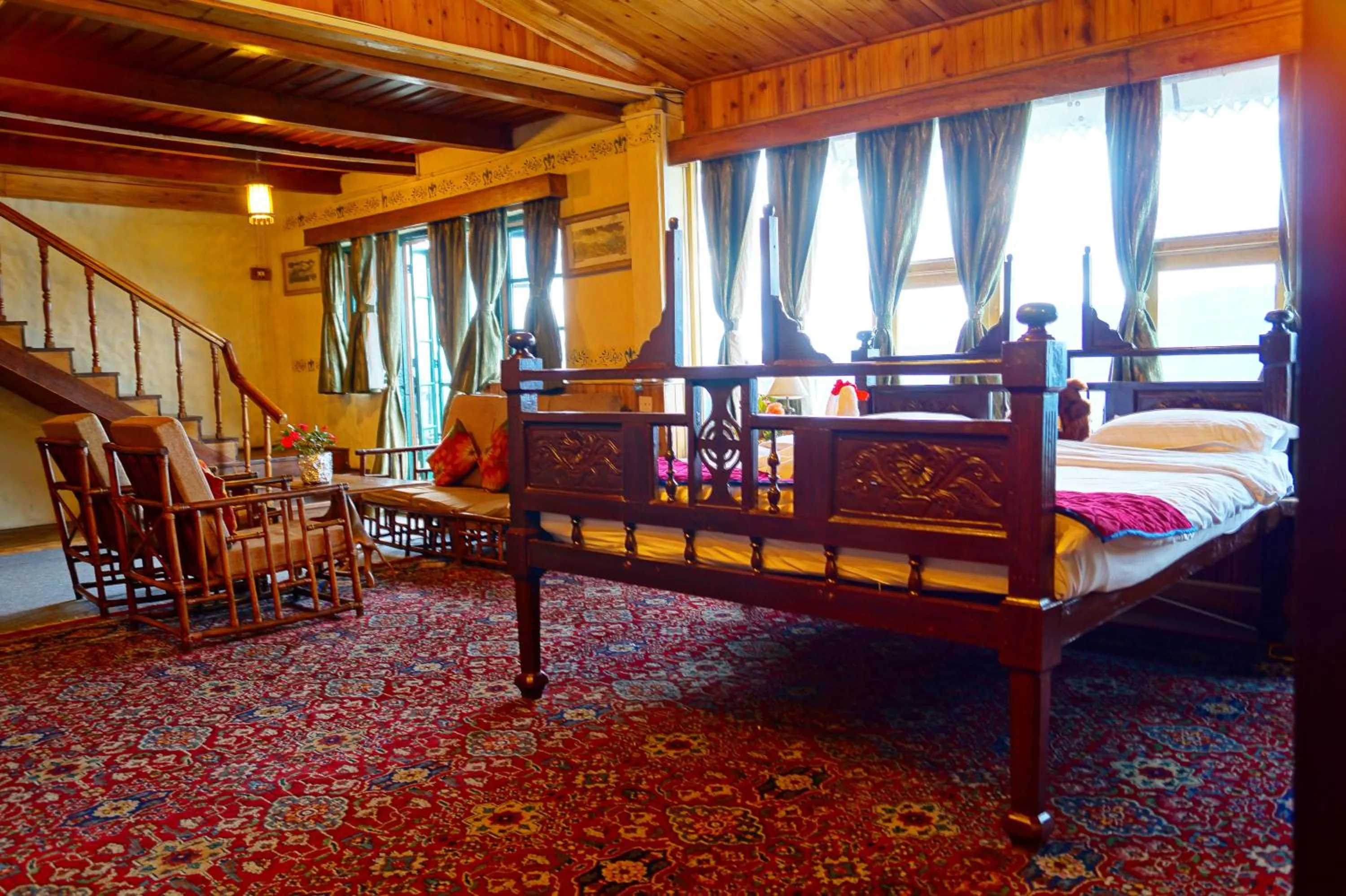 Cochrane Place Hotel