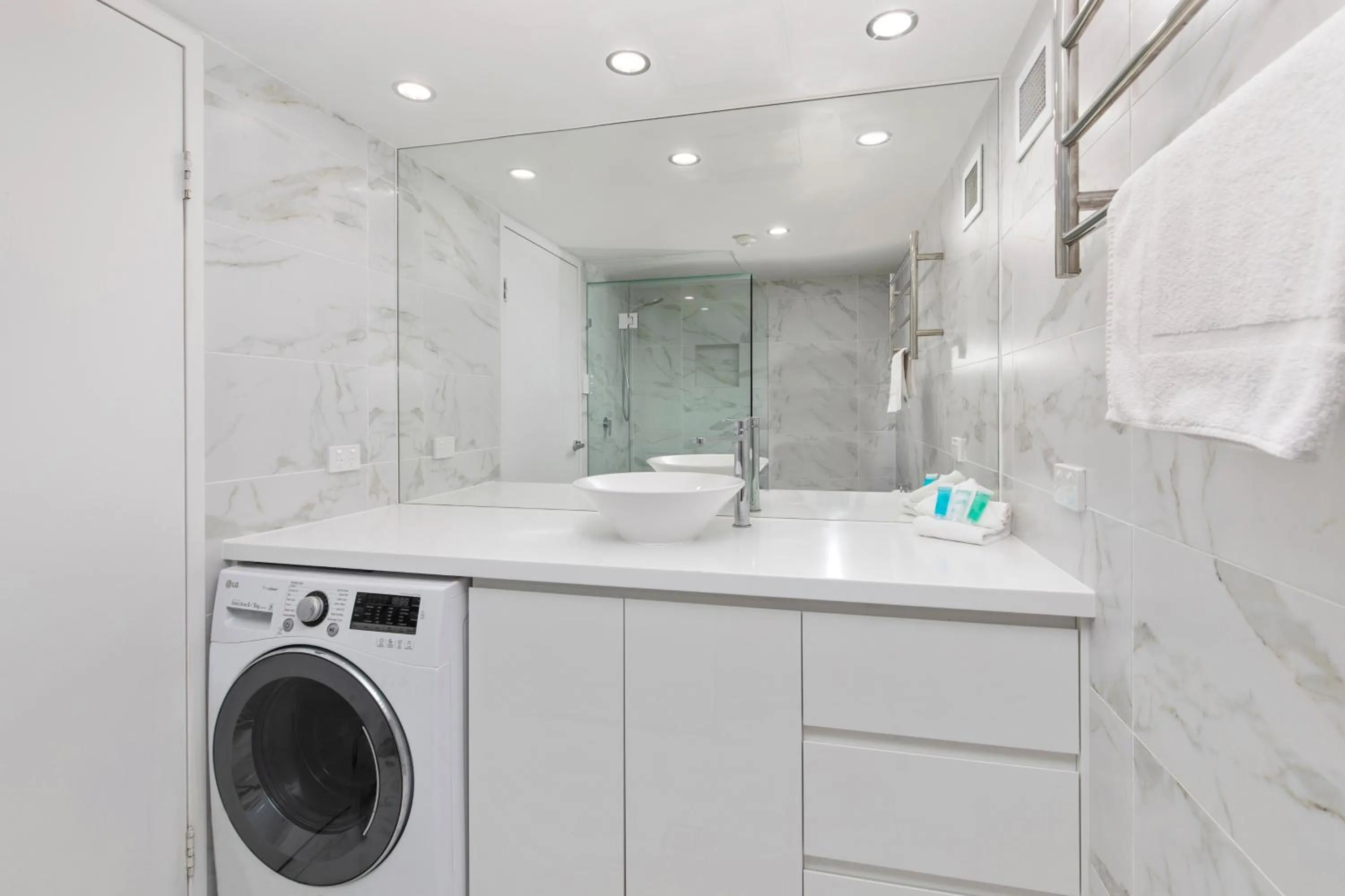 Bathroom in Pacific Resort Broadbeach