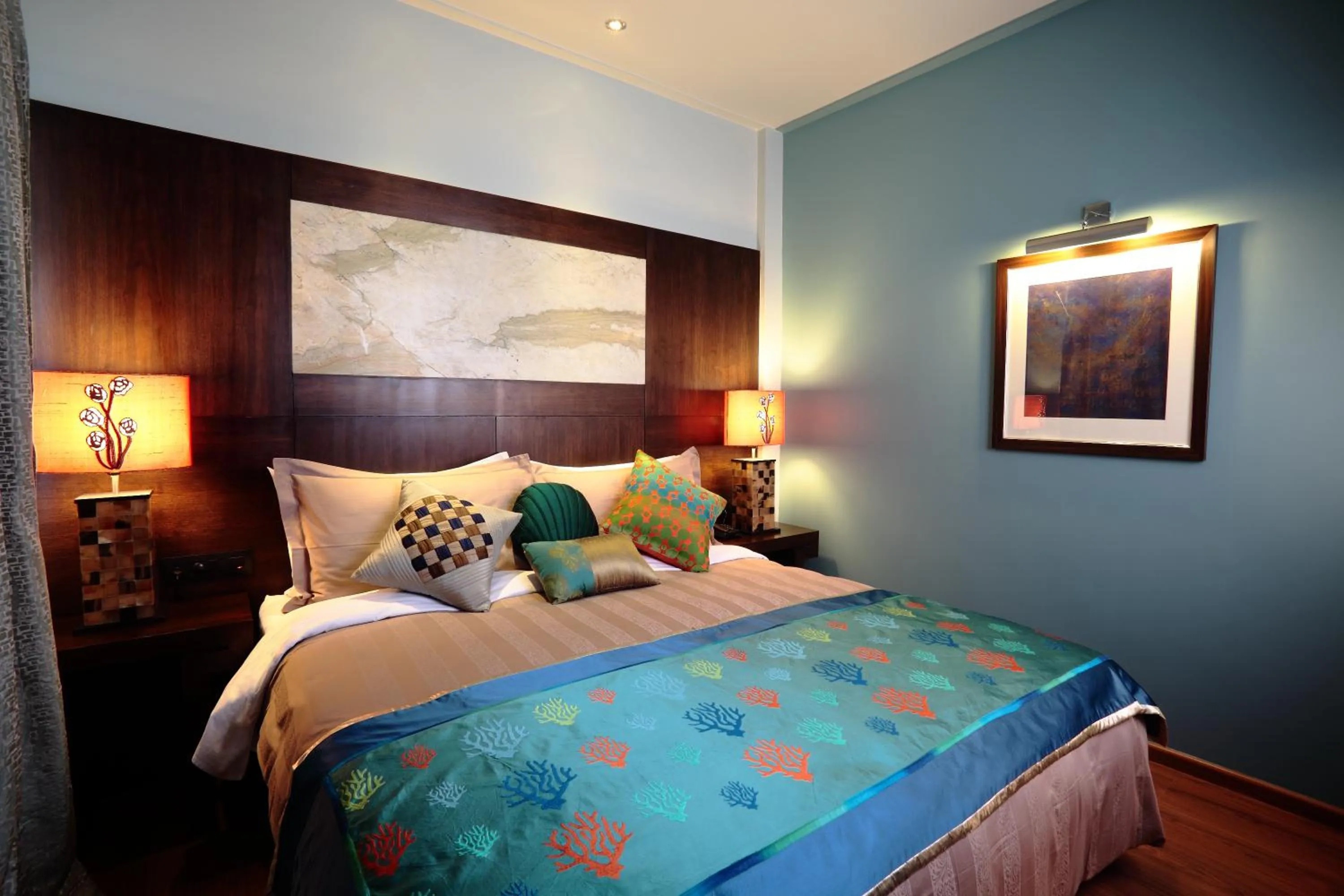 Photo of the whole room, Bed in juSTa MG Road