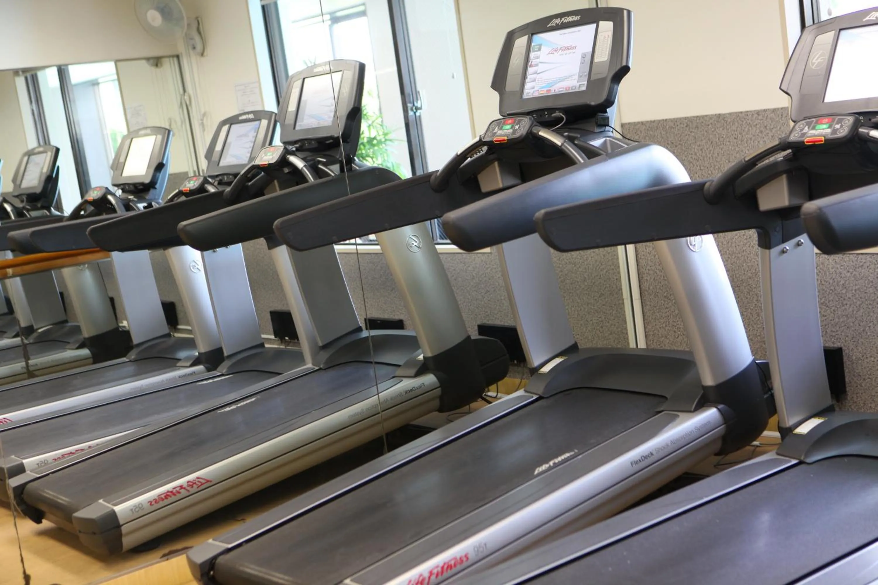 Fitness centre/facilities in International Resort Hotel Yurakujo