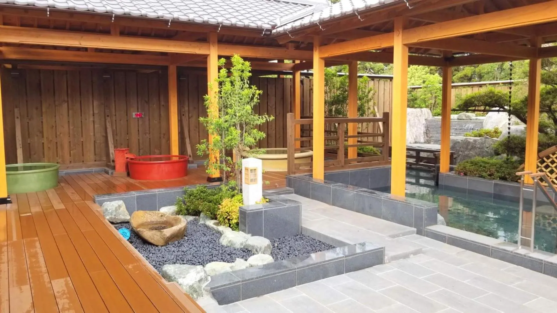 Public Bath in International Resort Hotel Yurakujo