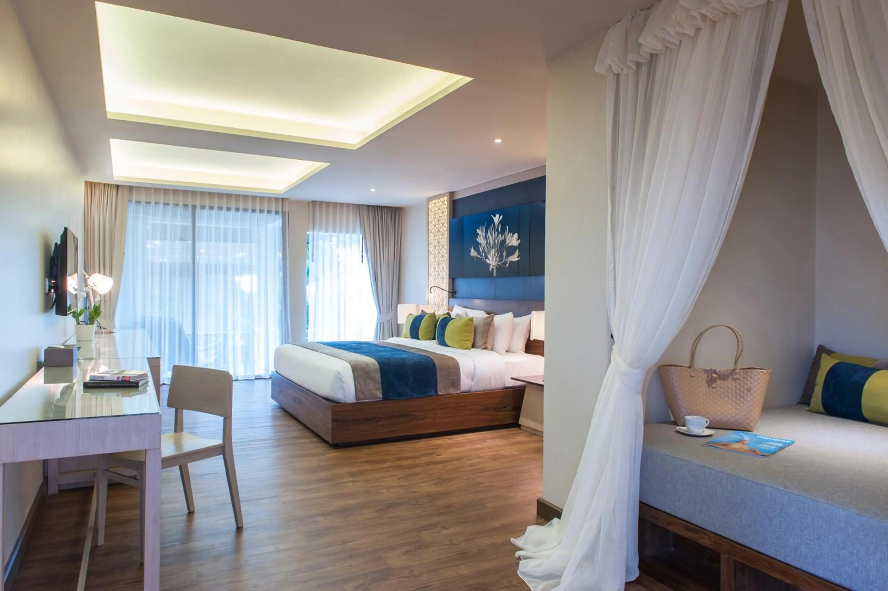 Bedroom, Bed in Chaweng Regent Beach Resort