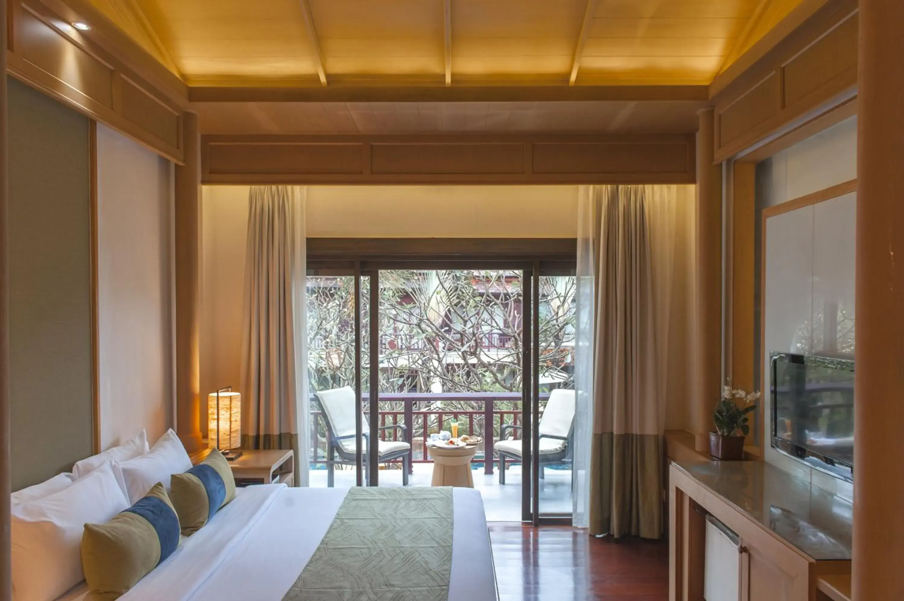 Deluxe Regency with Pool View in Chaweng Regent Beach Resort Deluxe Regency with Pool View in Chaweng Regent Beach Resort