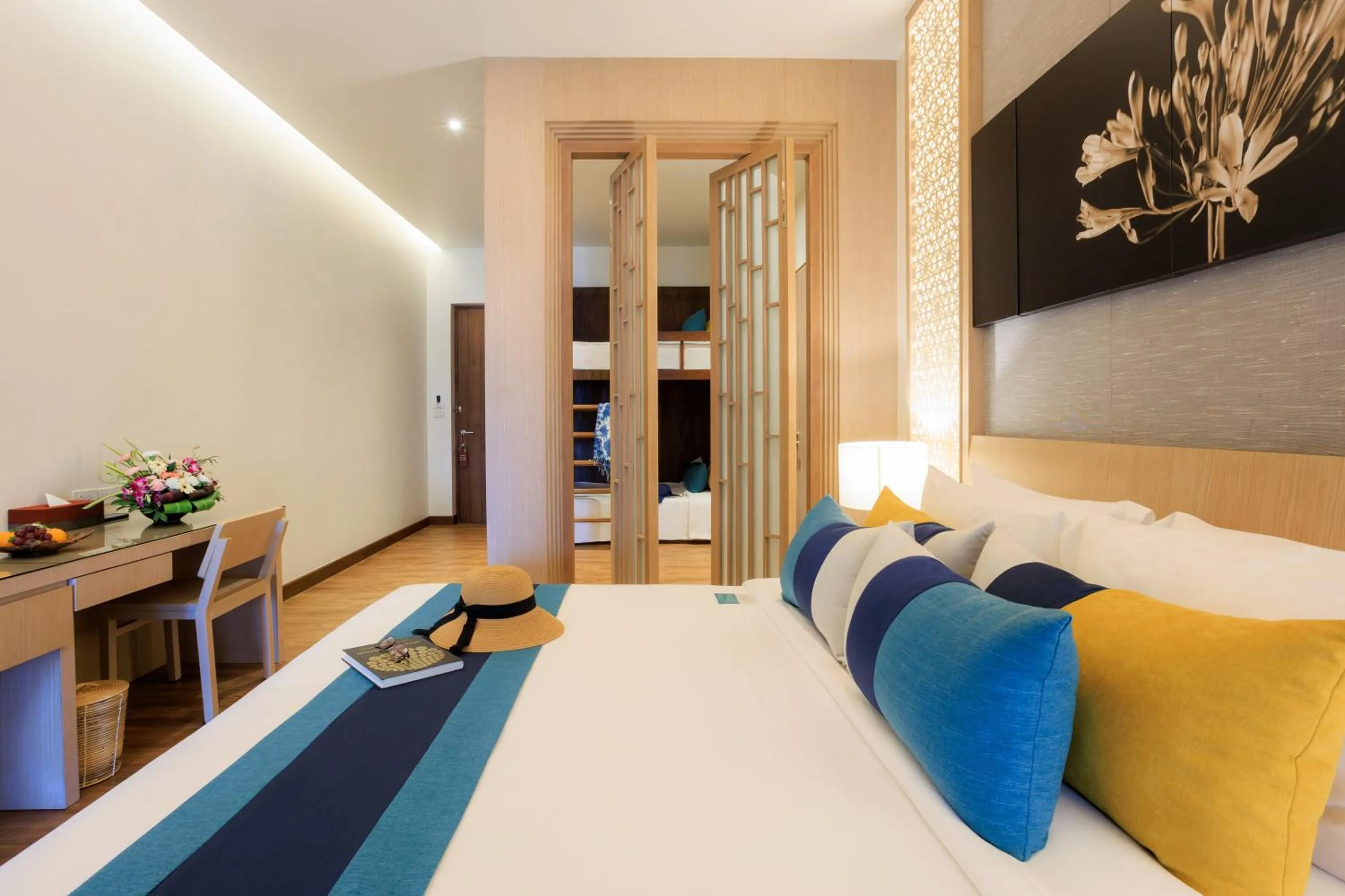 Bedroom, Bed in Chaweng Regent Beach Resort