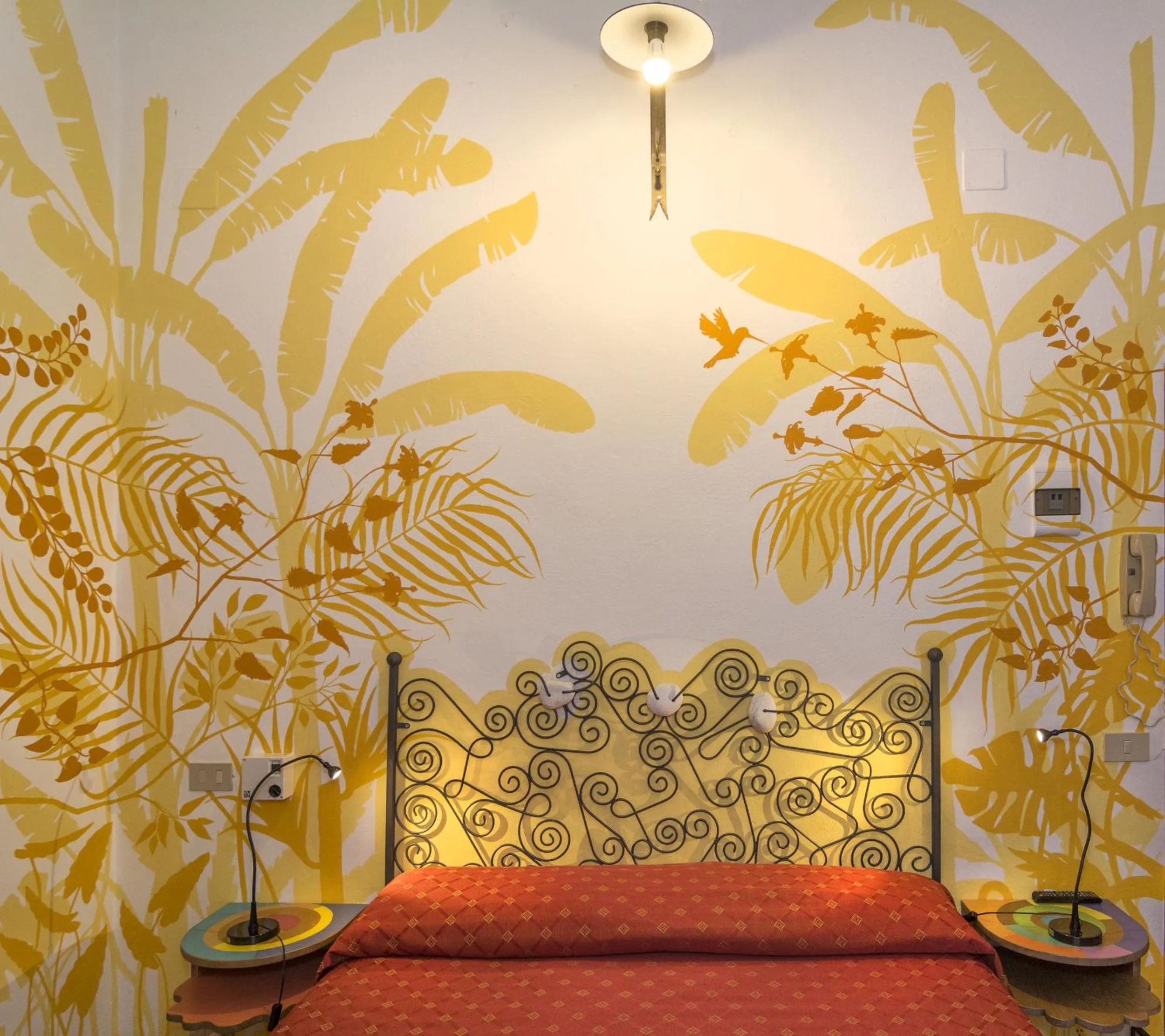 Bed in Helvetia Pisa Tower