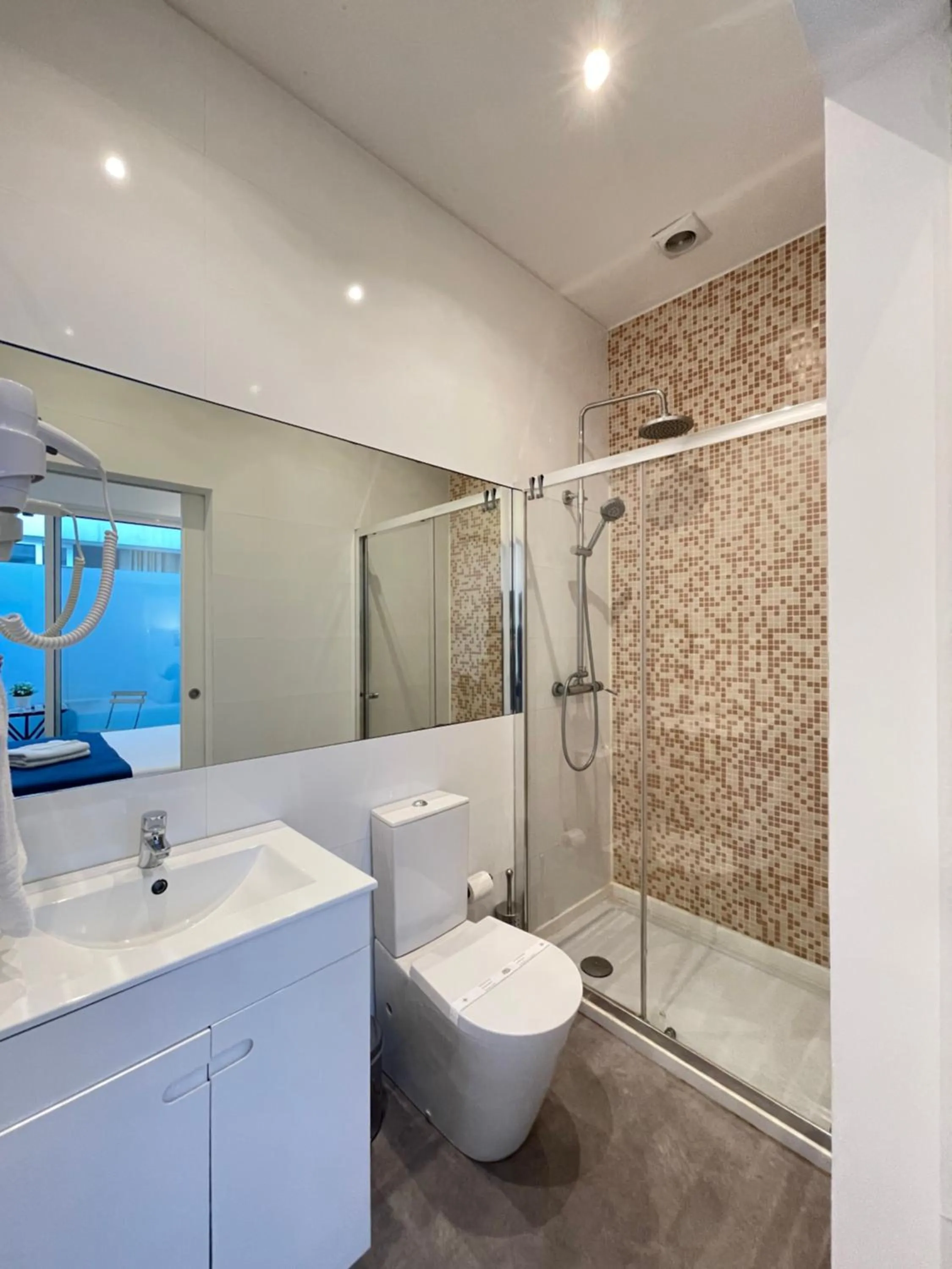 Bathroom in MyStay Porto Centro