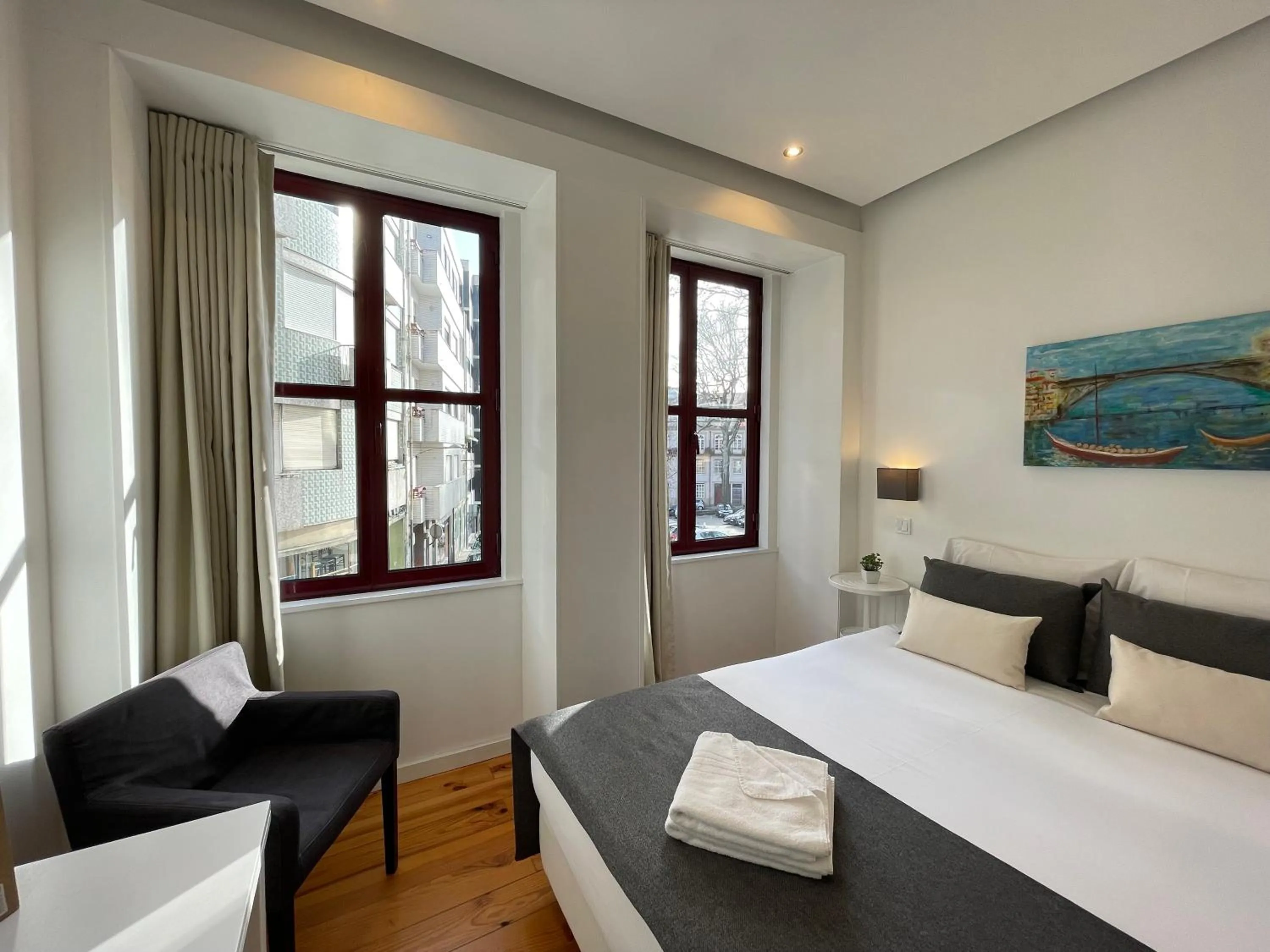 Bed in MyStay Porto Centro