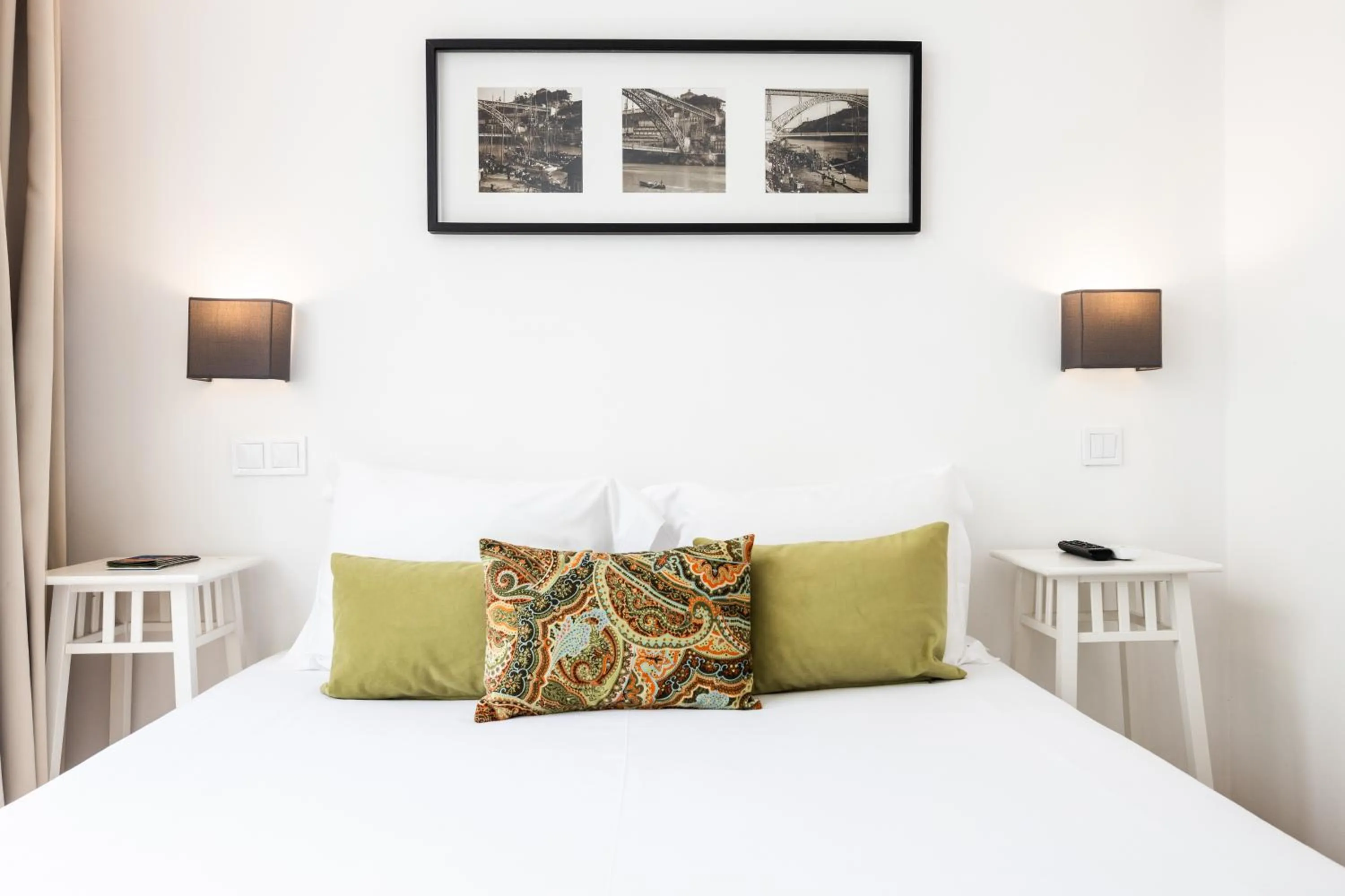 Bedroom, Bed in MyStay Porto Centro