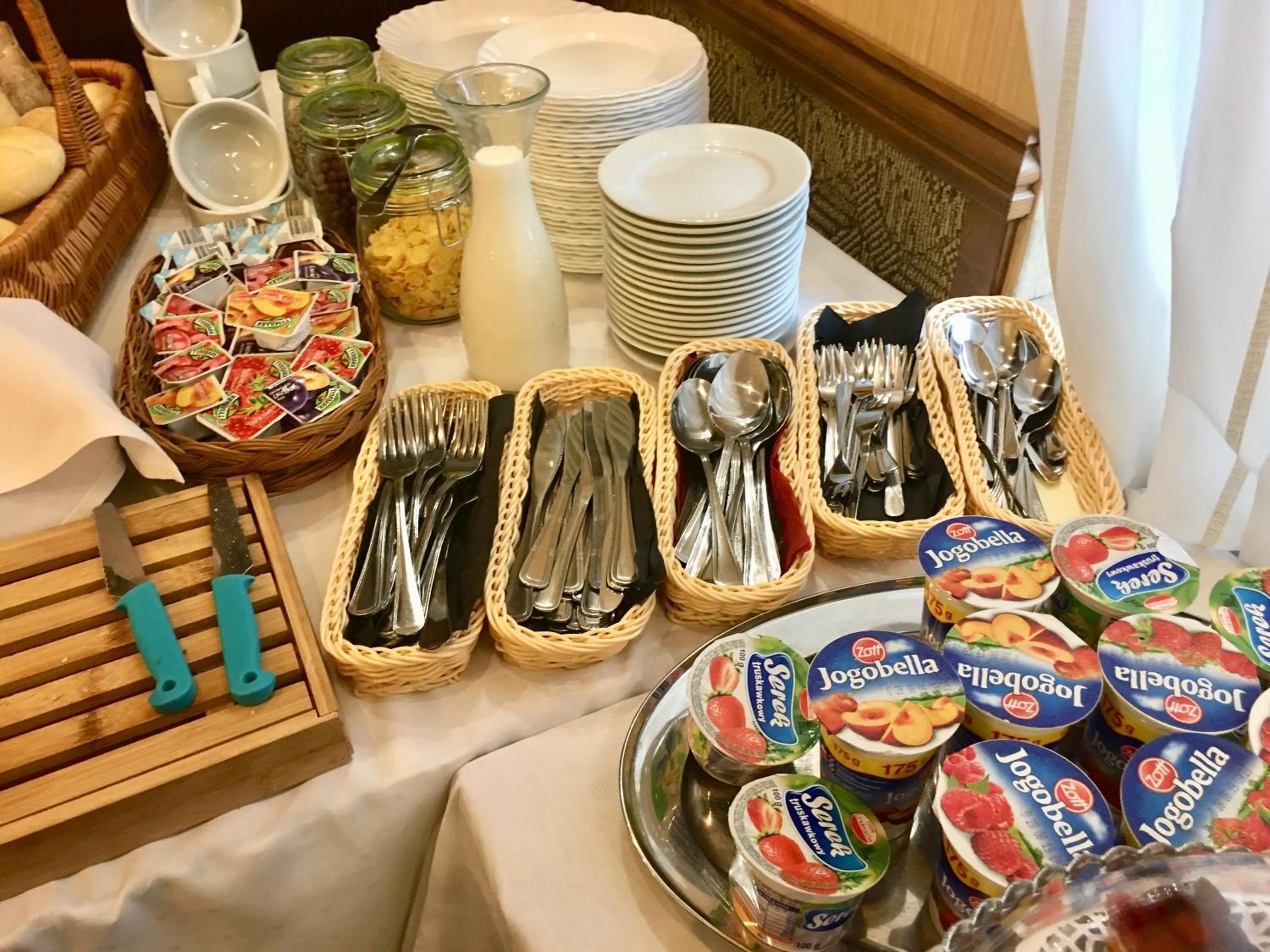 Continental breakfast in Neptun