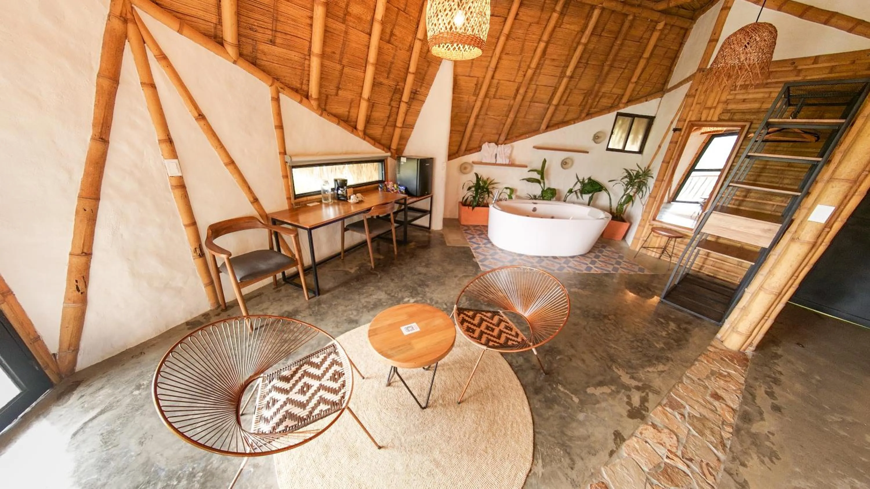 Ceiba by Masaya Collection