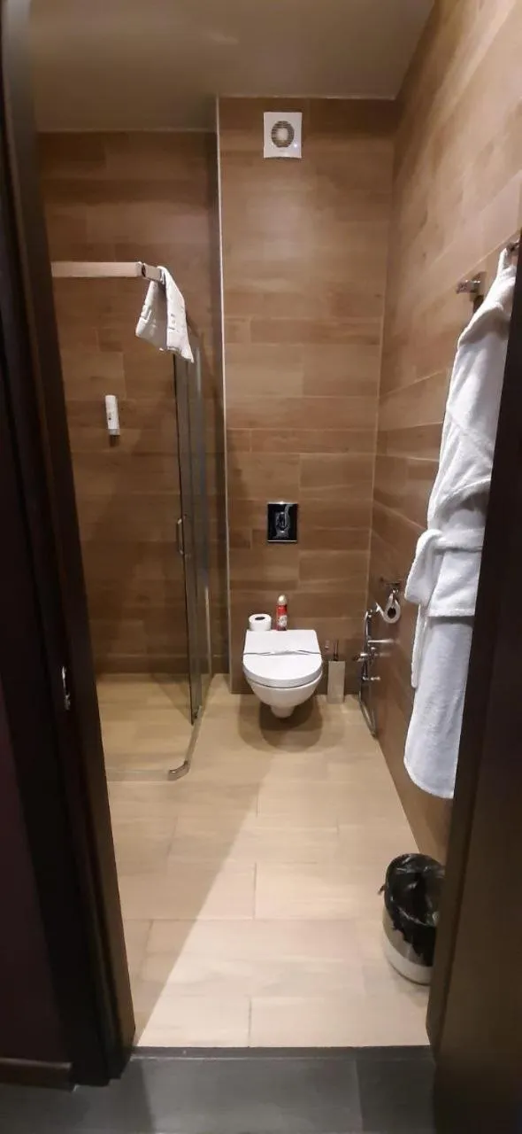 Shower in Bartolomeo