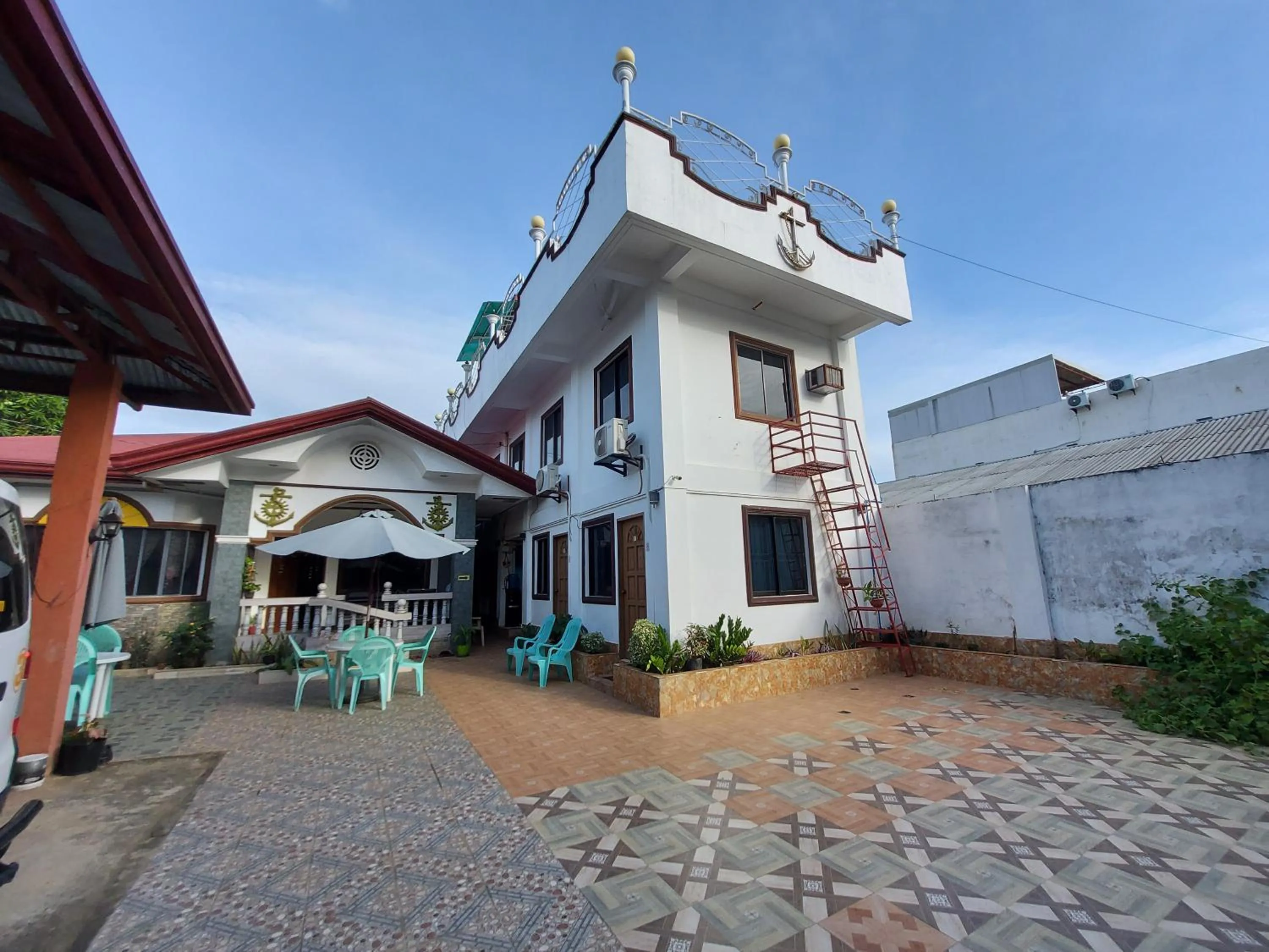 Property building in Sealor Pension House