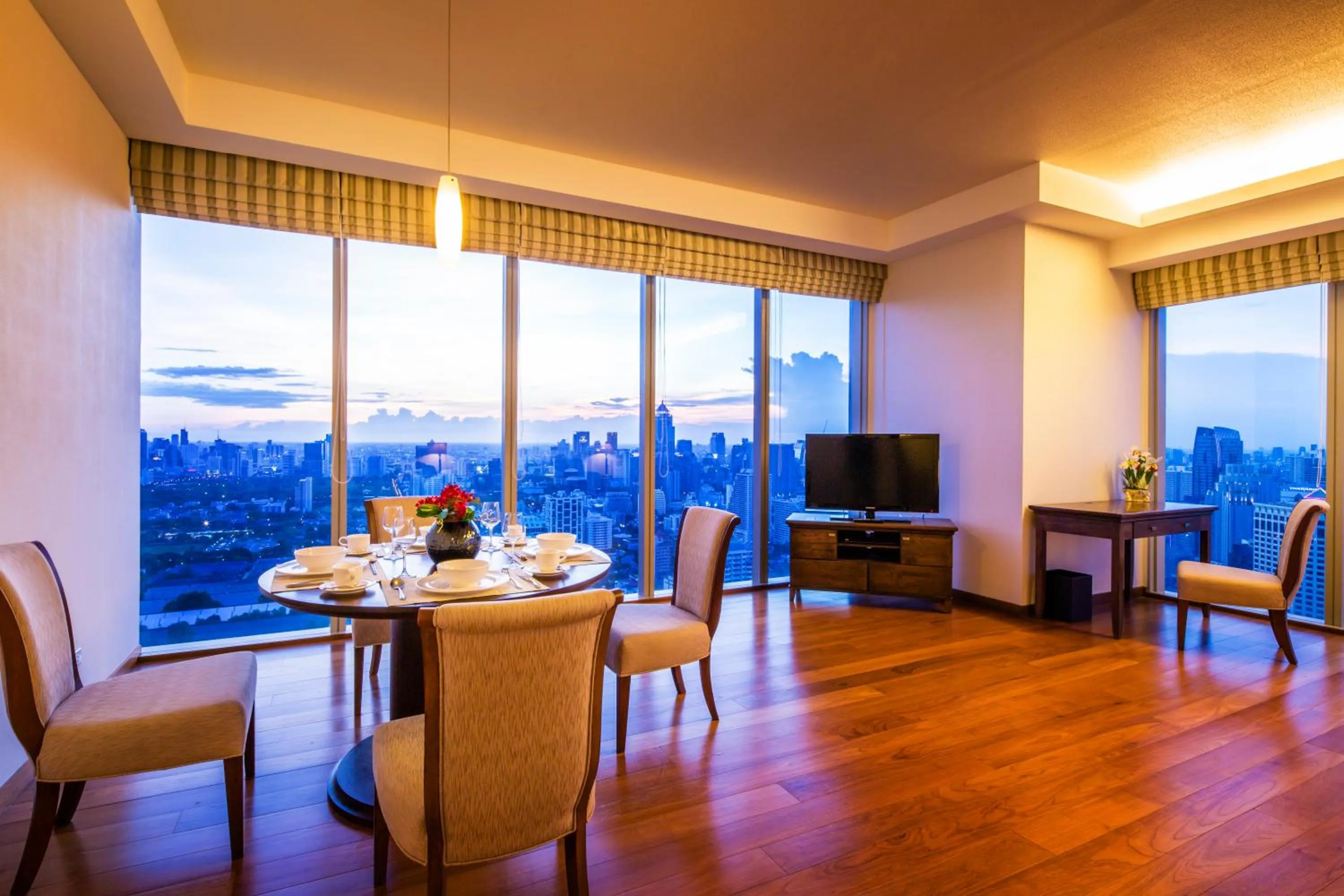 Communal lounge/ TV room in Column Bangkok Hotel